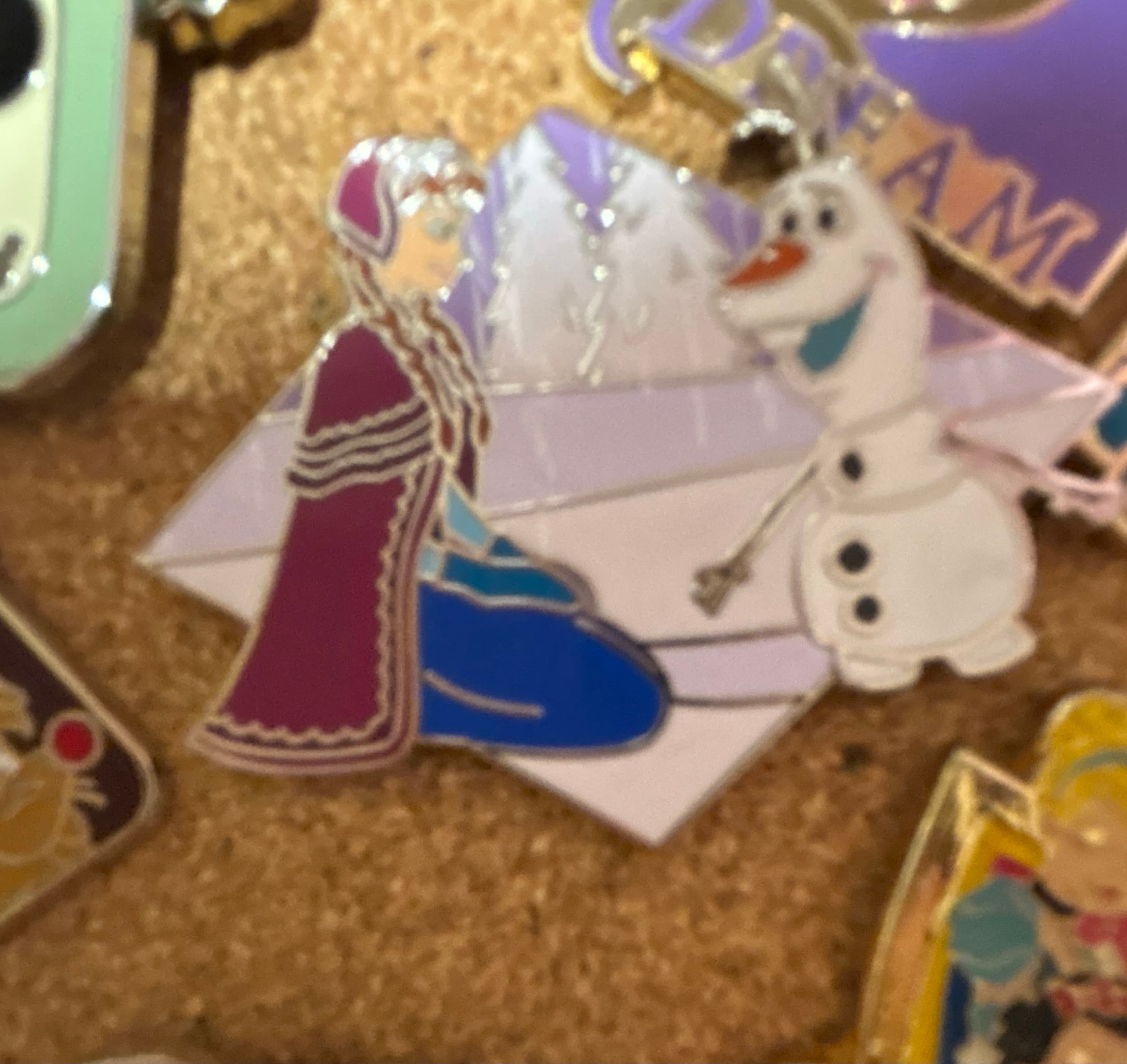 Frozen Anna and Olaf Diamond Pin front
