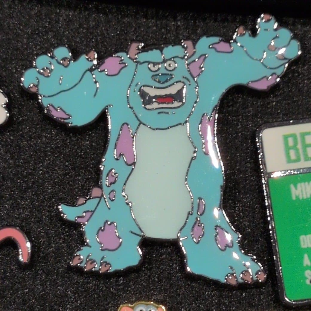 scaring sully front