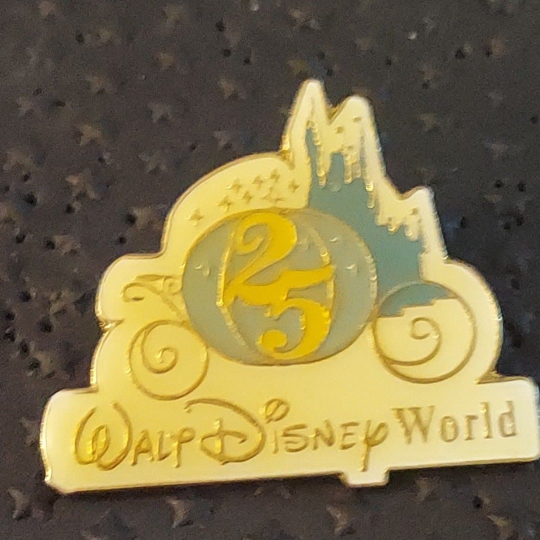 Walt Disney World 25th Anniversary Cinderella Castle & Pumpkin Coach Pin front