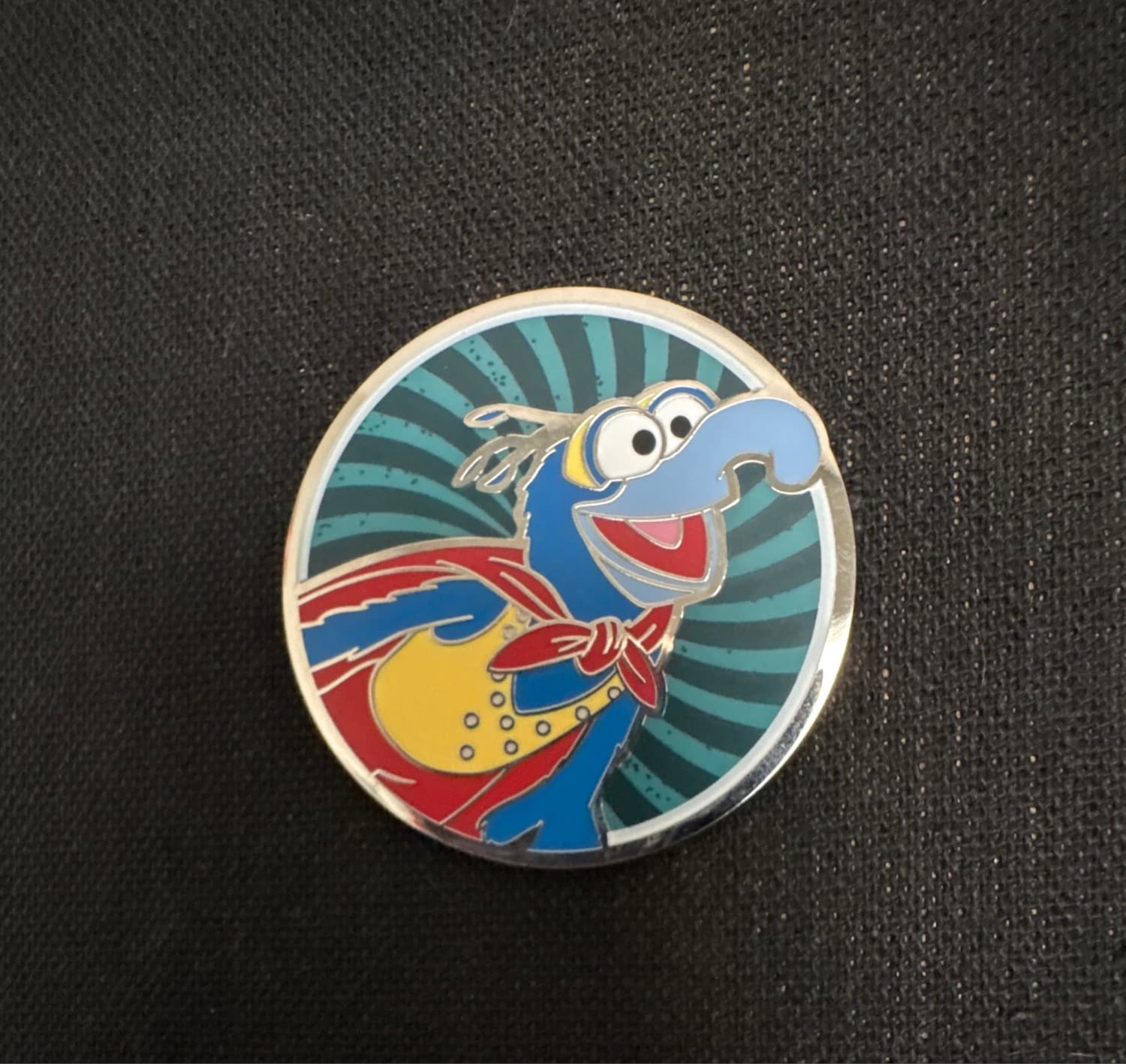 Gonzo - BoxLunch Muppets front