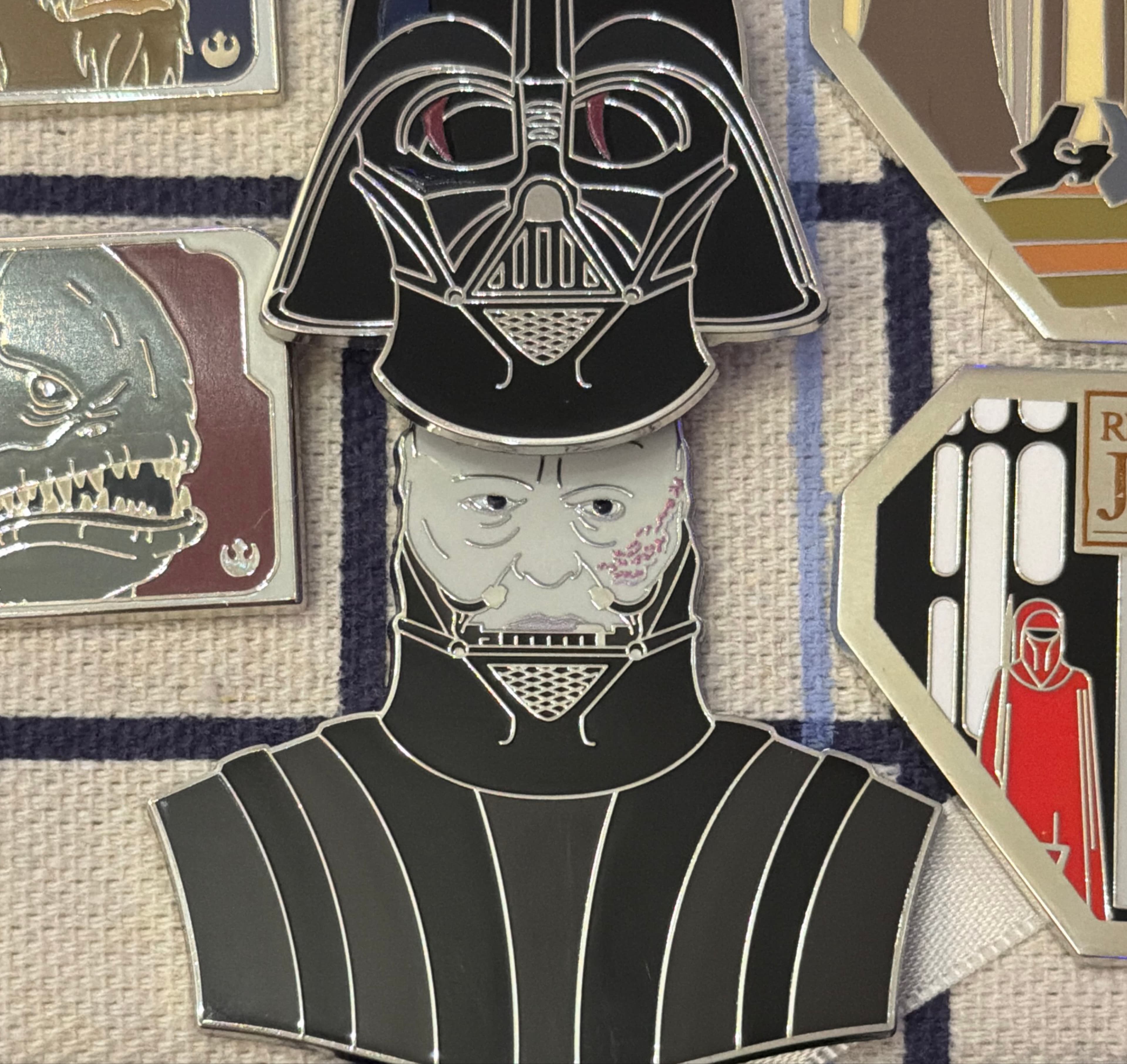 Darth Vader Unmasked Slider - Star Wars front