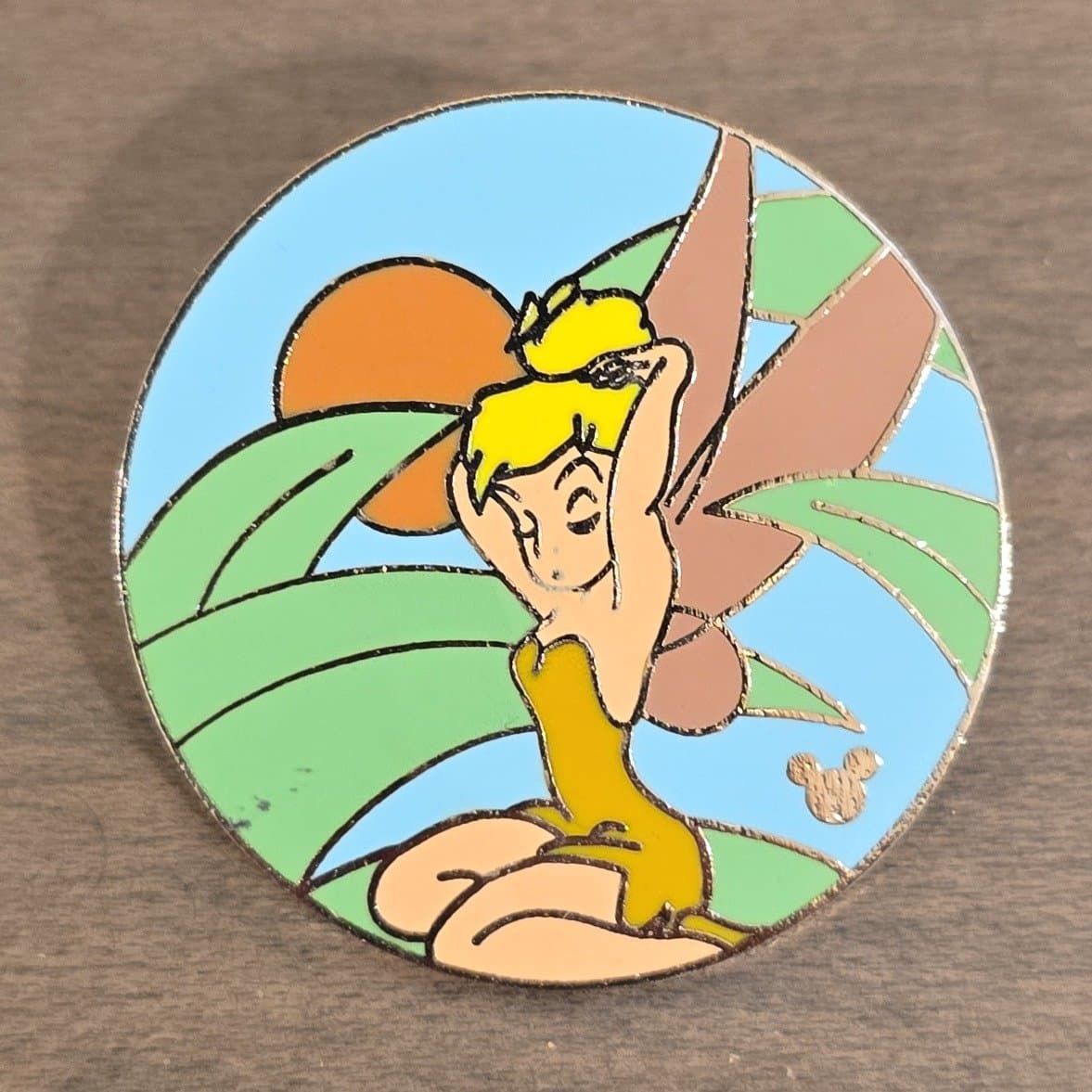 DLR Disney Sun and Leaves Tinker Bell Cast Lanyard Trading Pin front