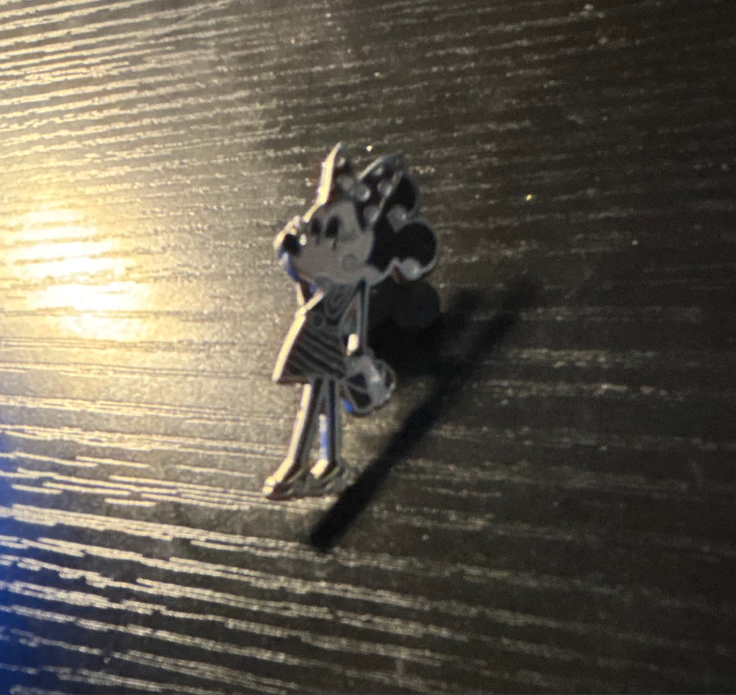 Minnie Mouse - Paris Fashion Glamour Set - Minnie in Striped Skirt with Handbag front