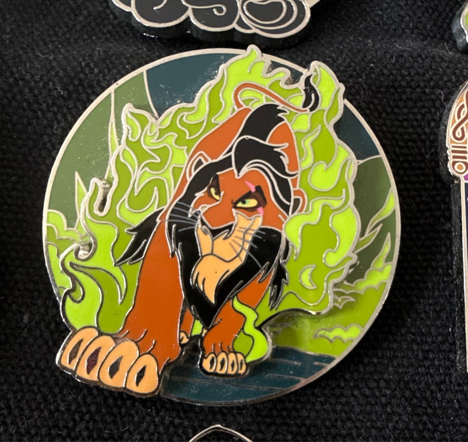 Villain Pin-on-Pin Portrait Collection - Scar front