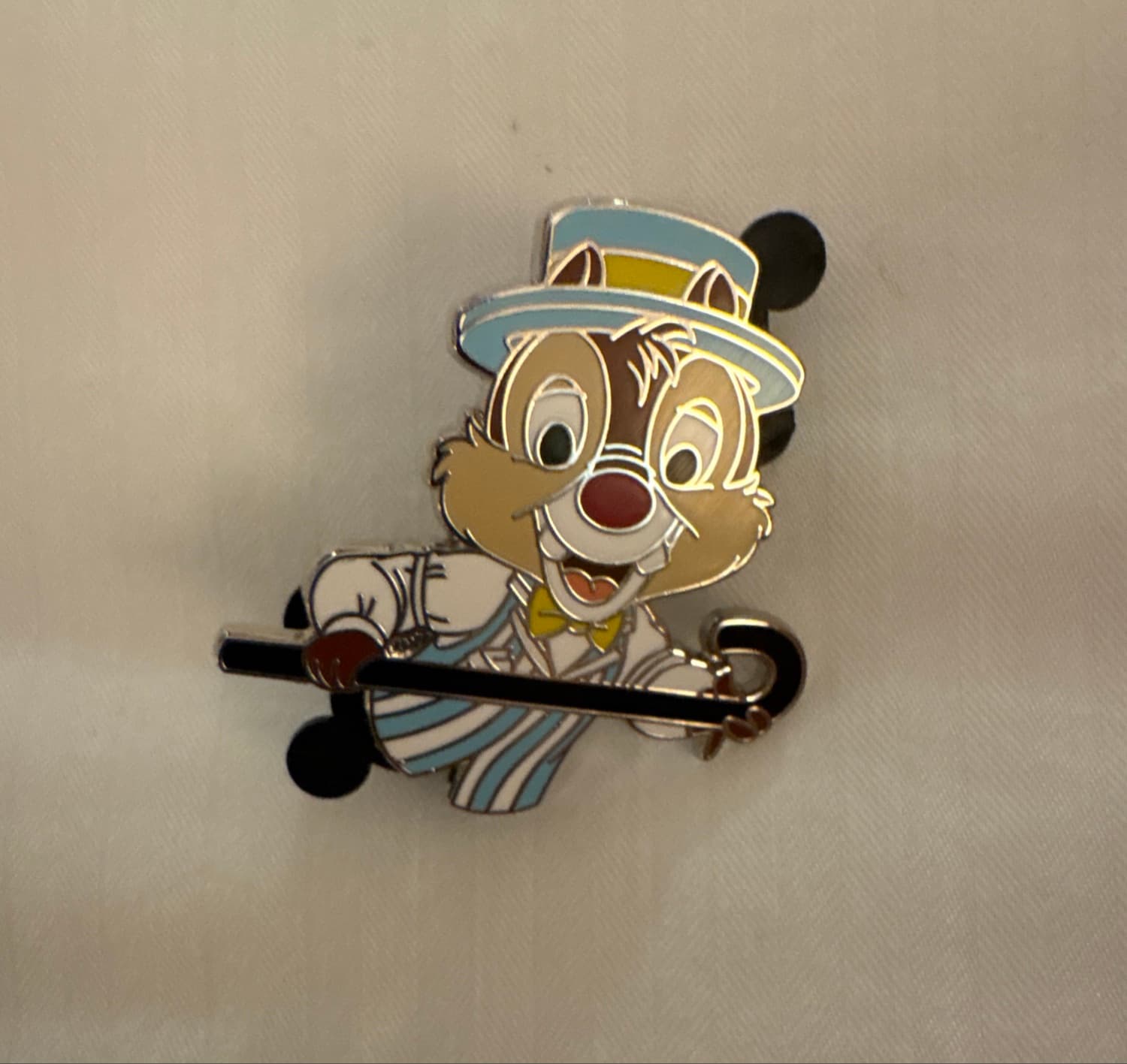 Dale - Mickey & Friends Dapper Dans Booster front