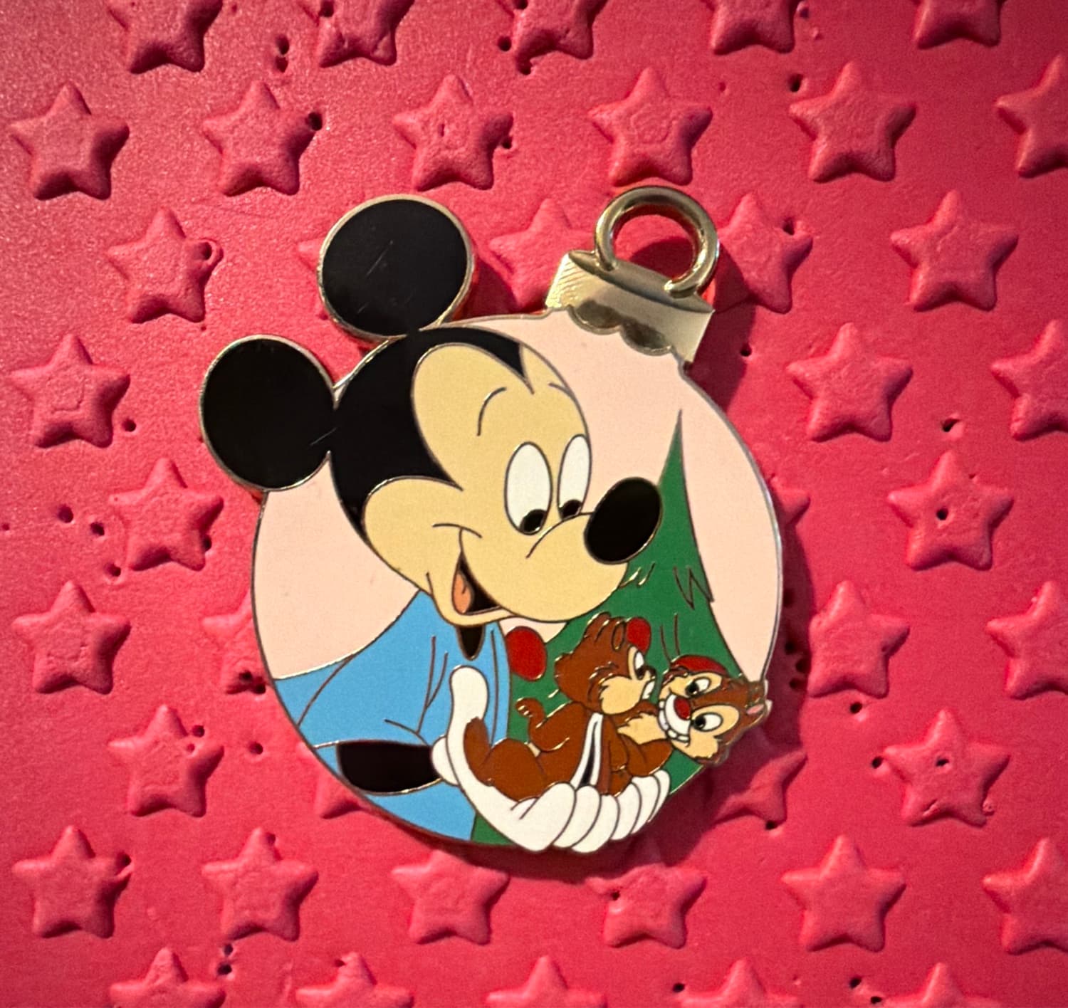 Mickey holding Chip and Dale front