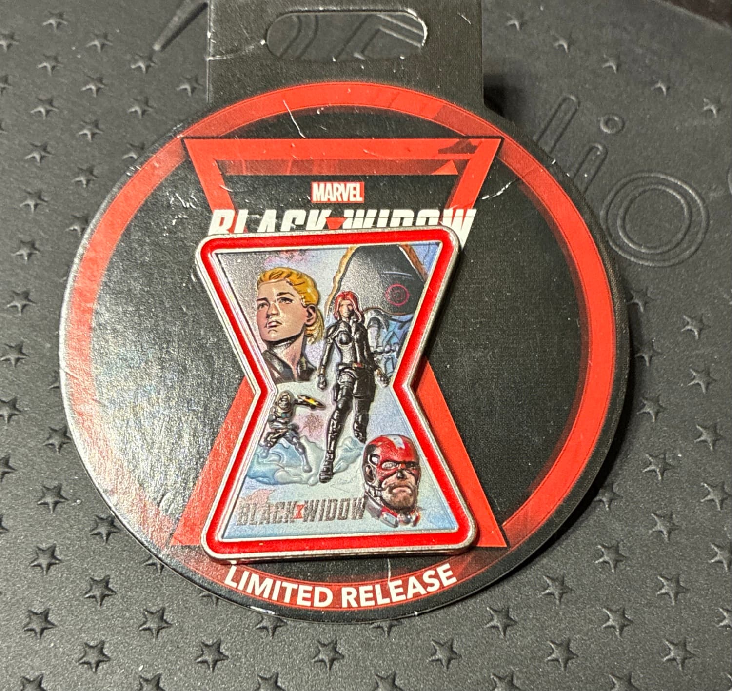 Marvel Black Widow, Red Guardian & Yelena Belova Hourglass Pin – Limited Release front