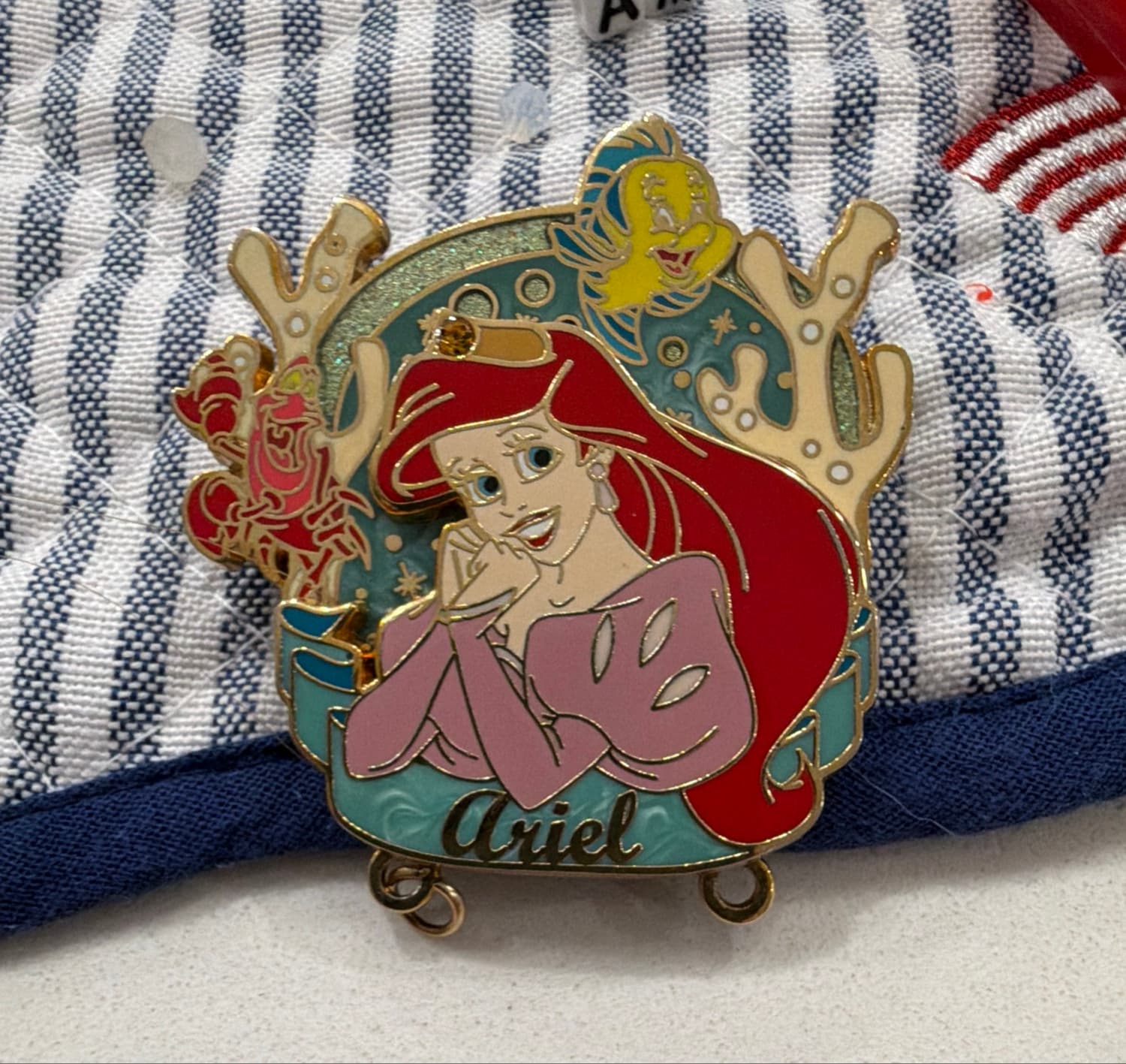 Ariel Princess Icons 3D Dangle Pin front