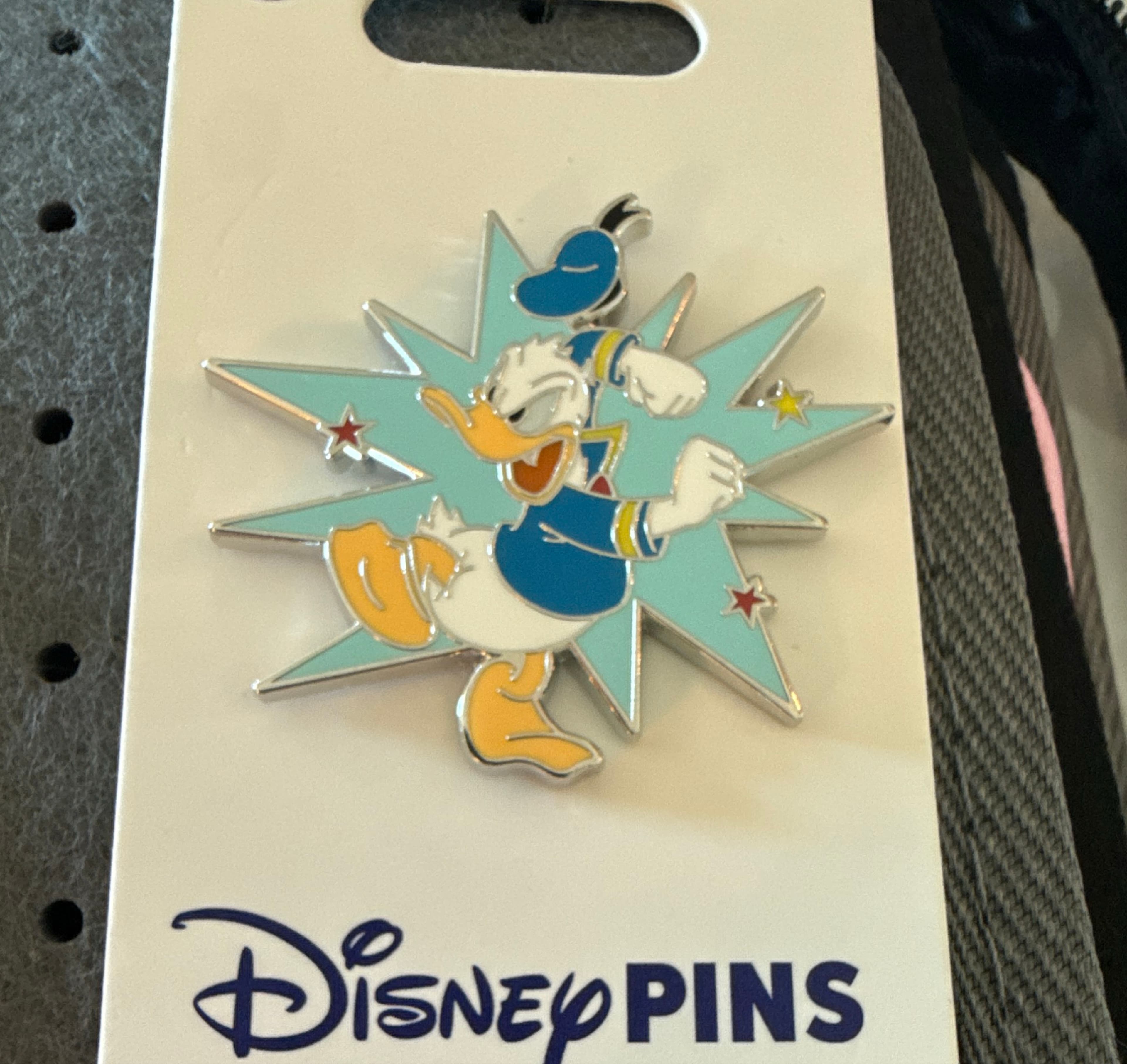 Angry Donald Duck - Blue Starburst front
