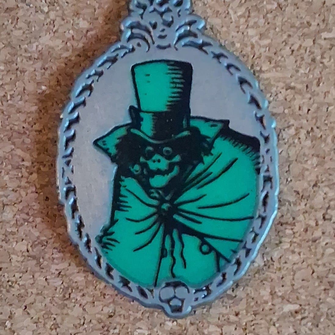 Hatbox Ghost front