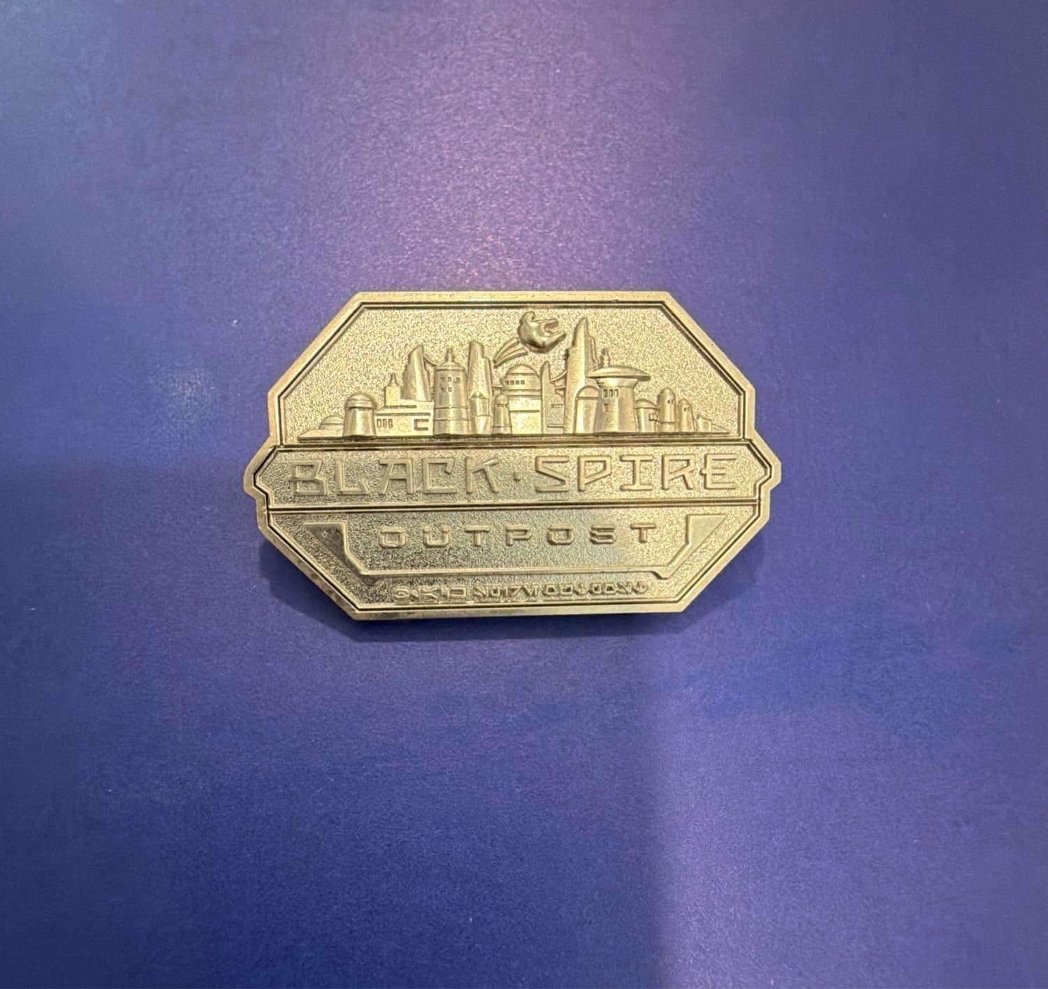 Star Wars: Galaxy's Edge - Black Spire Outpost Skyline Relief Pin front