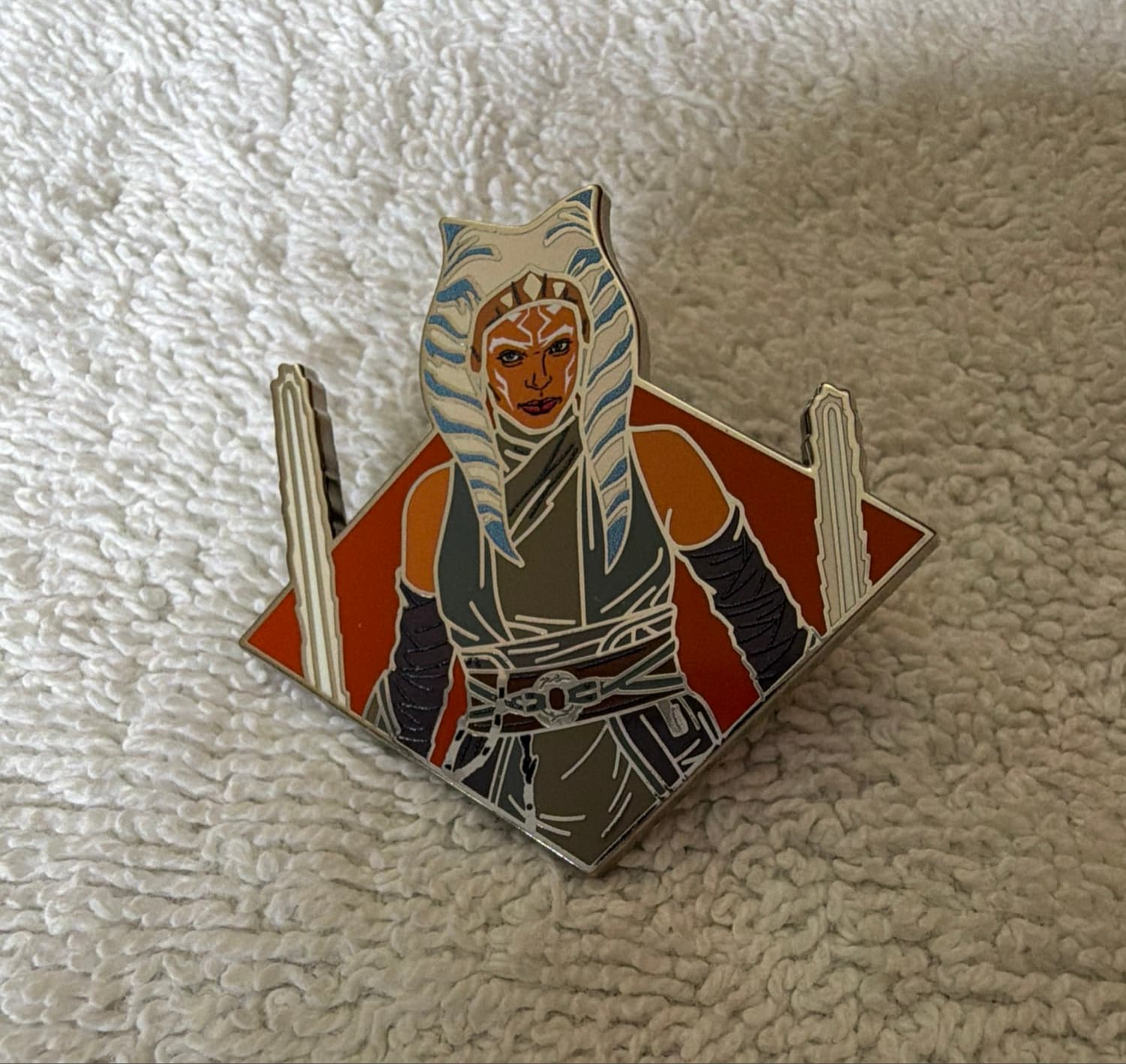 Ahsoka Tano Holding Lightsabers front