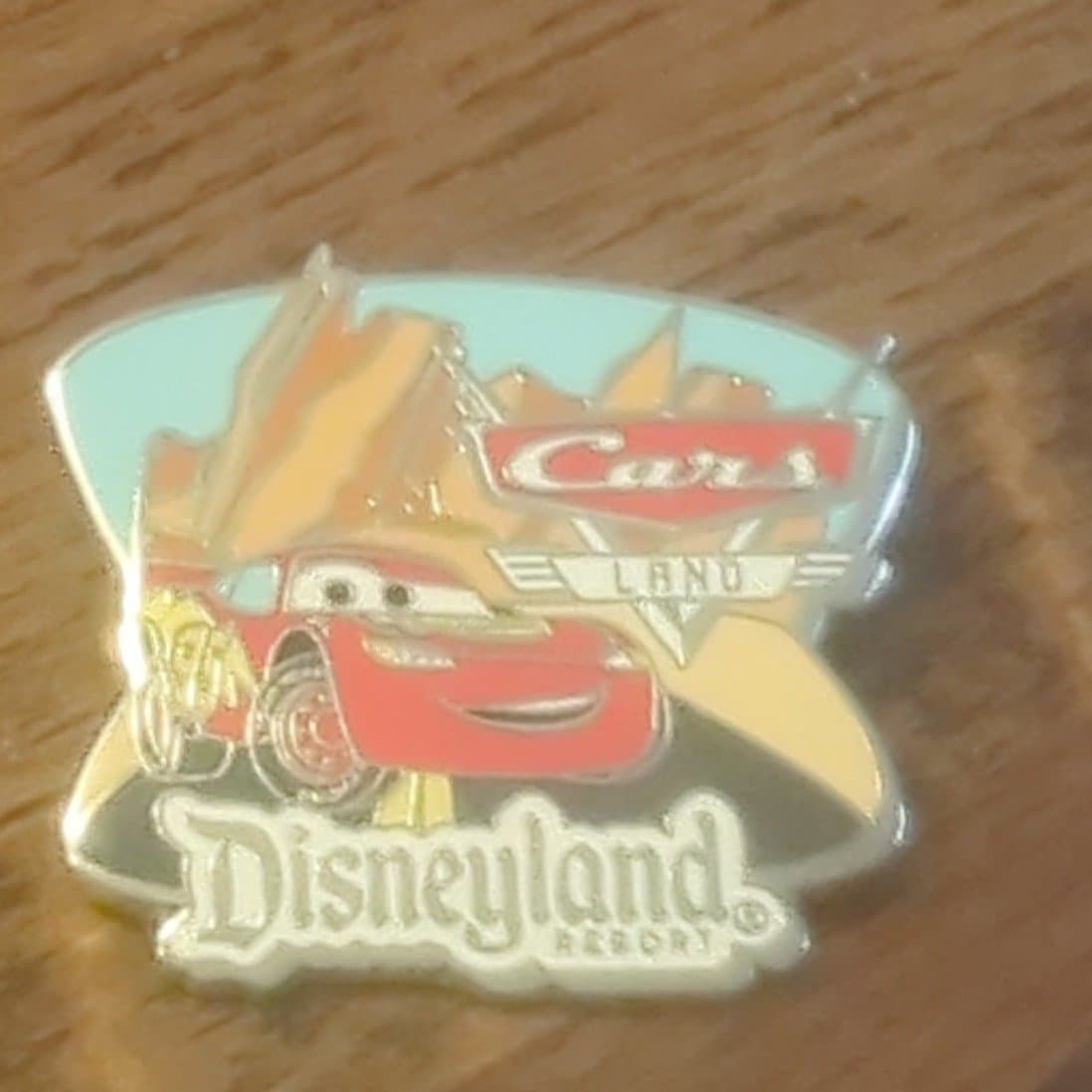 Lightning McQueen Cars Land front