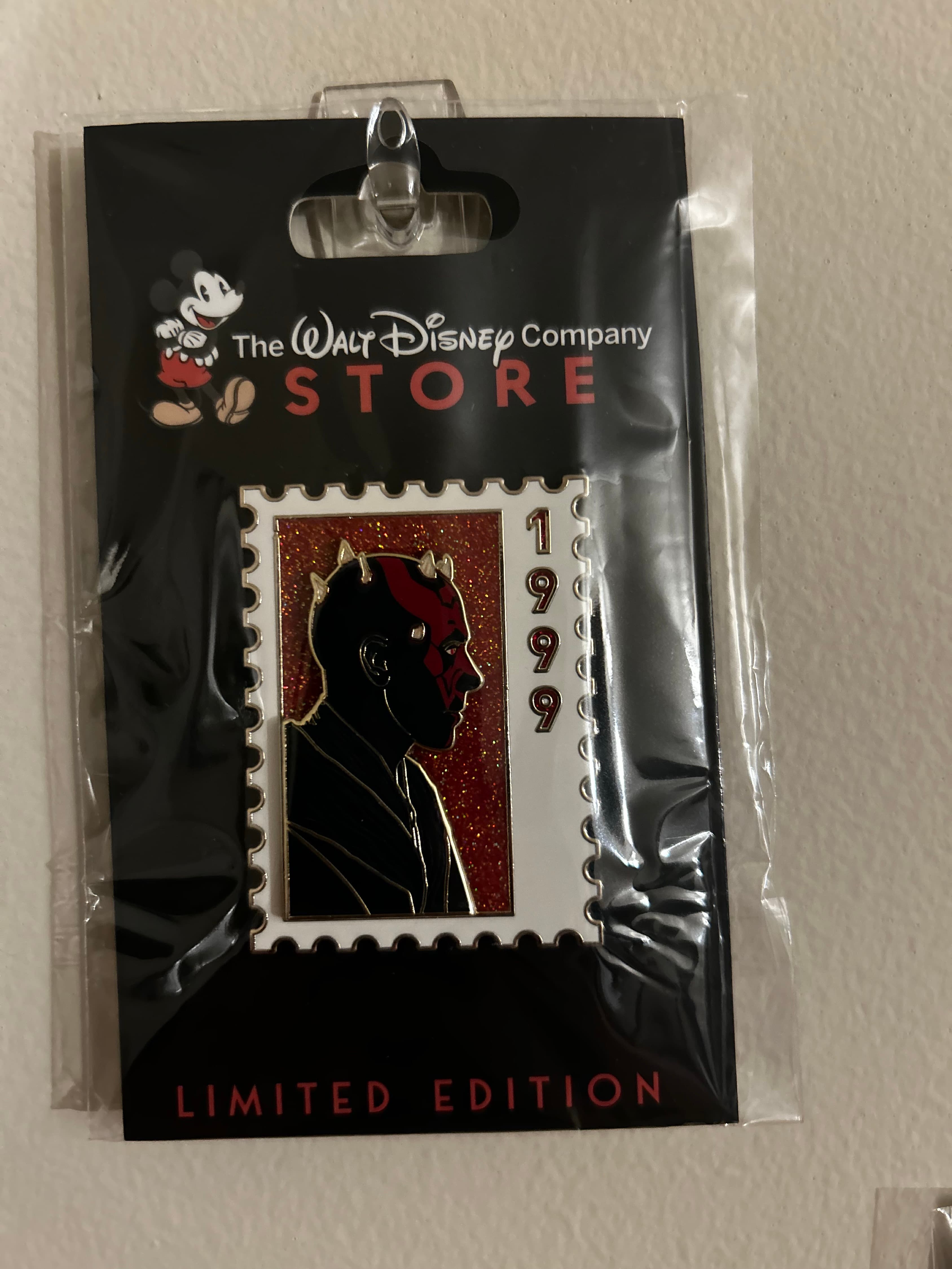 Star Wars Commemorative Stamp Darth Maul LE 250 Disney Pin front