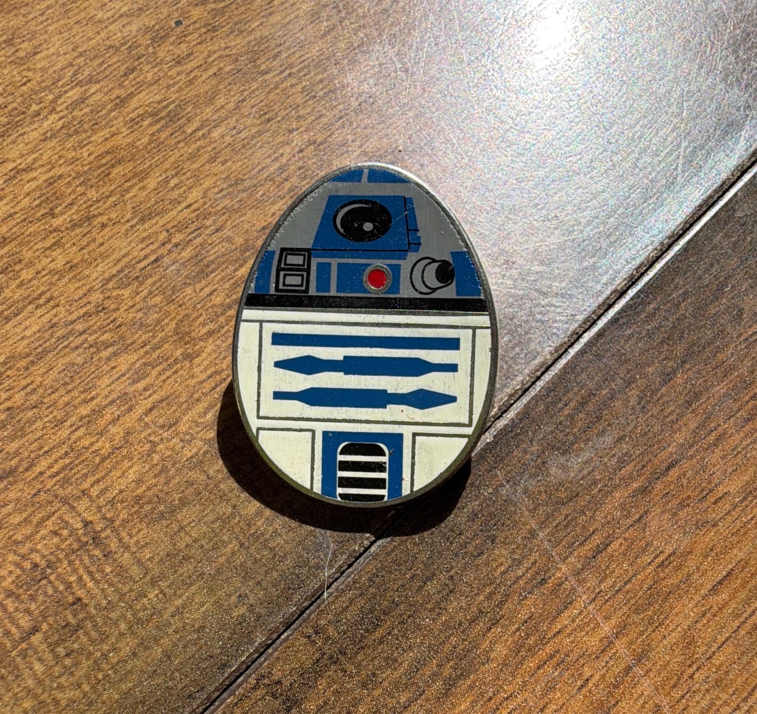 R2-D2 - Star Wars Characters Mini Egg Booster Set front