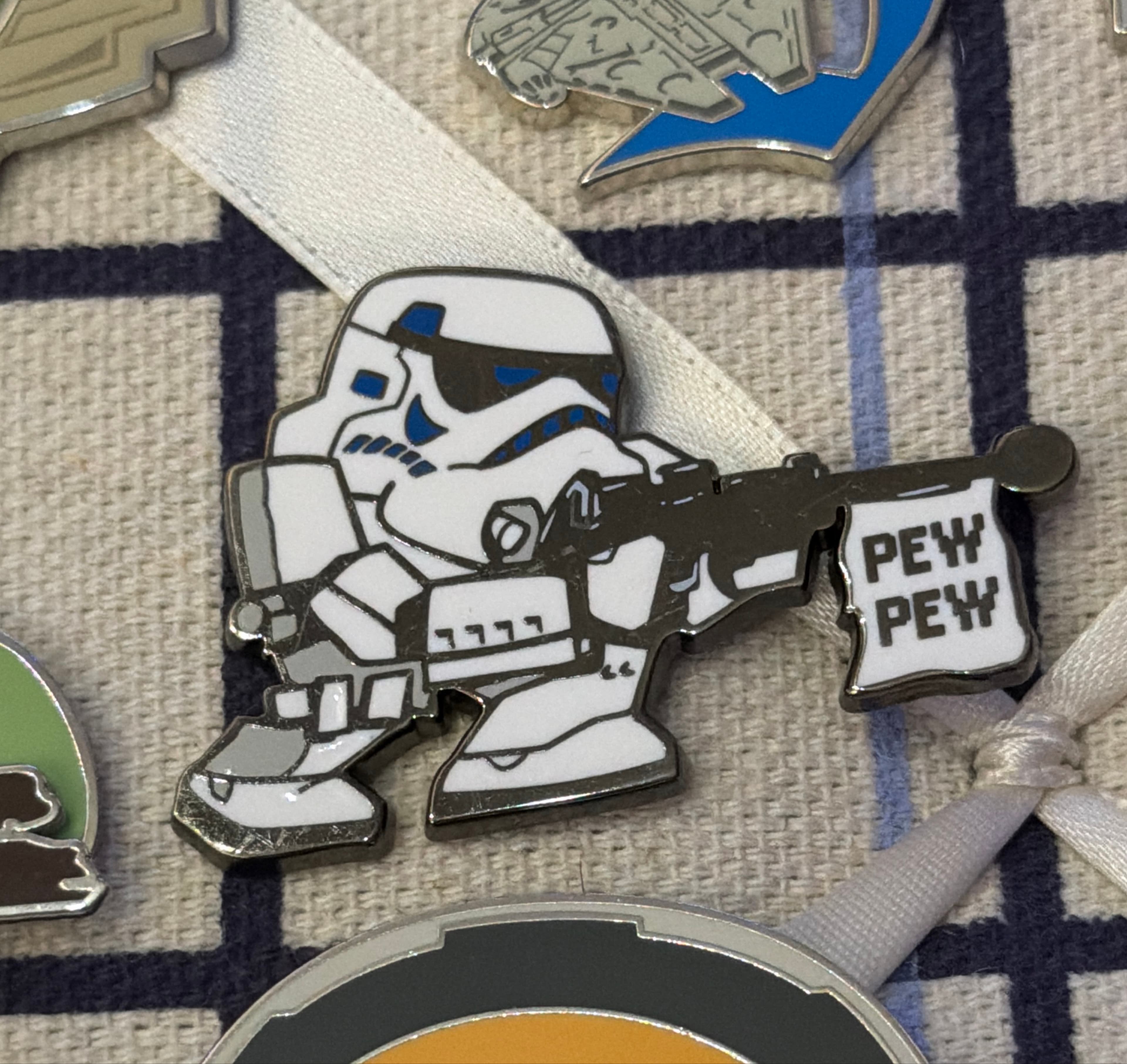 Stormtrooper Pew Pew Toy Blaster - Star Wars front