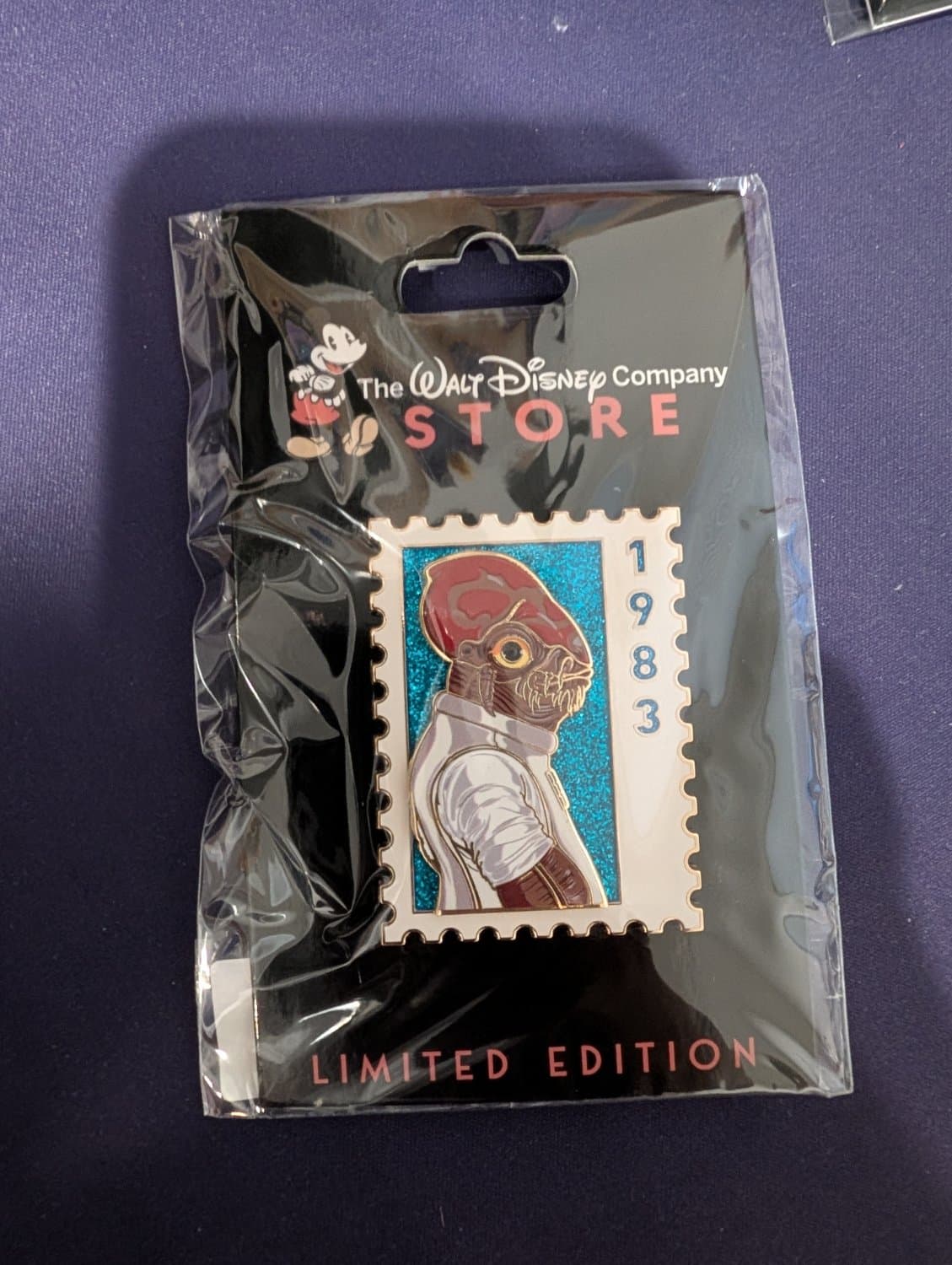 Disney DEC Star Wars Commemorative Stamp Pin LE 250 Admiral Ackbar front