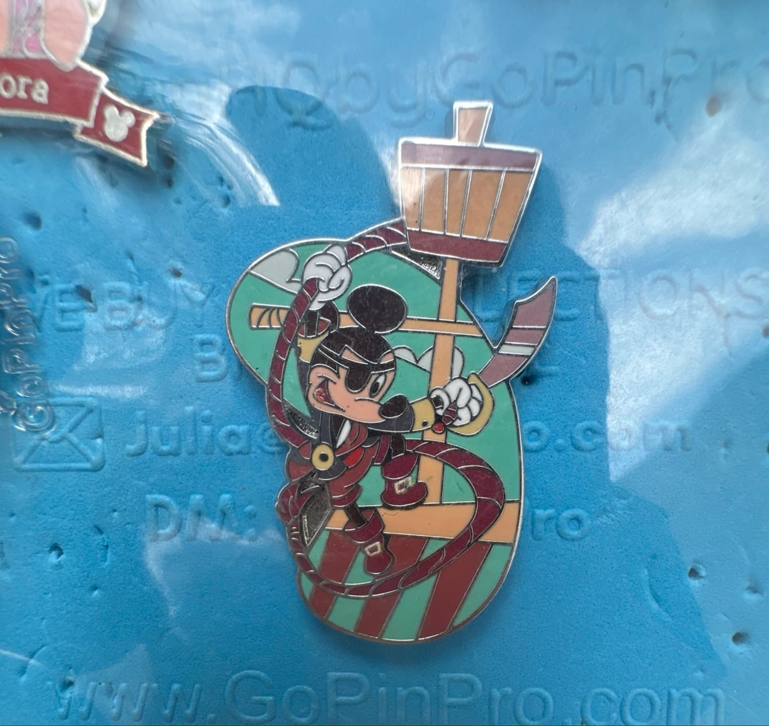 Mickey - Pirates of the Caribbean - Eye Patch and Cutlass front