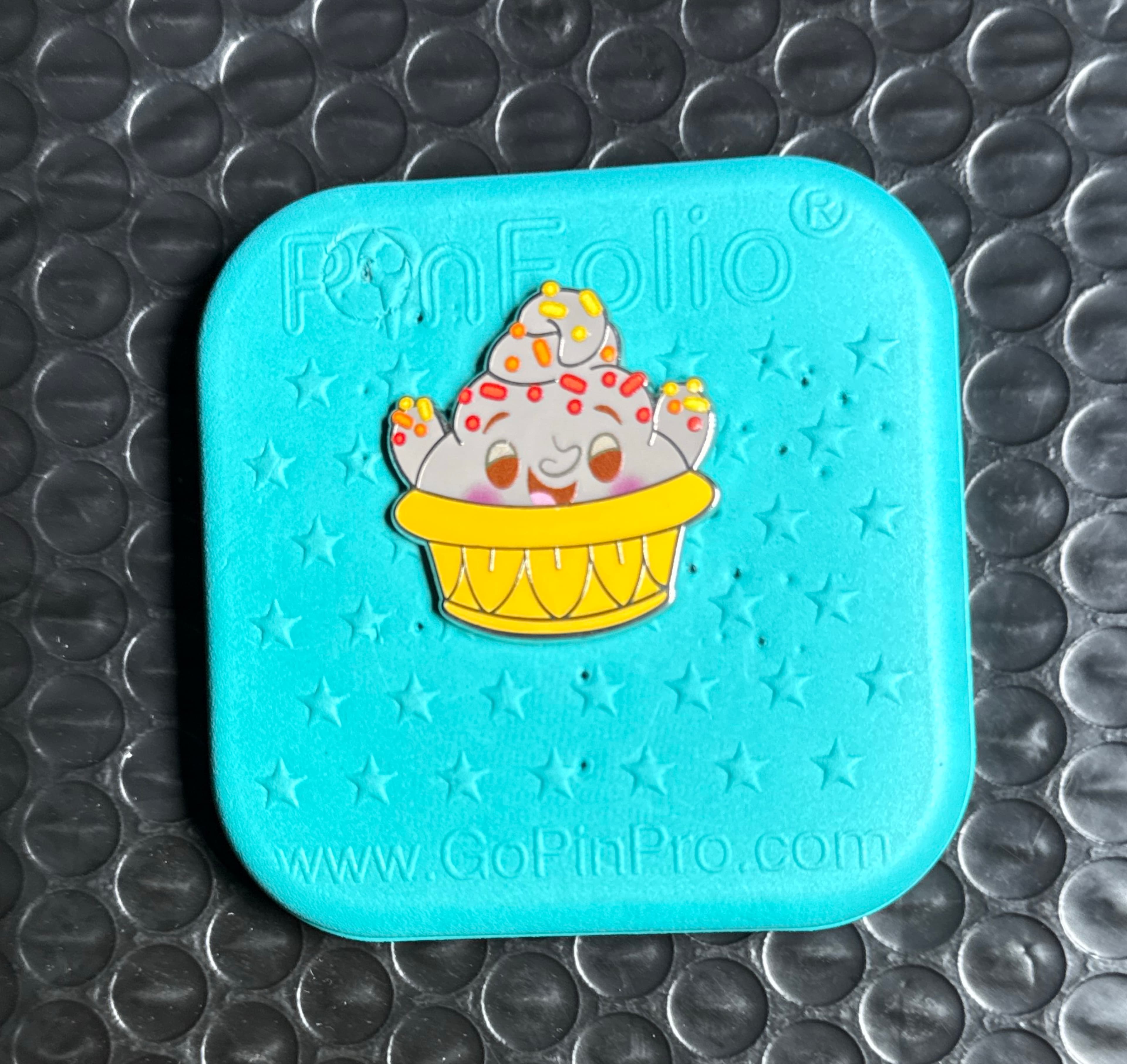 Lumiere as The Grey Stuff Cupcake - Disney Munchlings Series 3 front