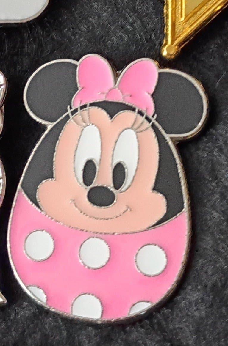 Minnie Mouse front