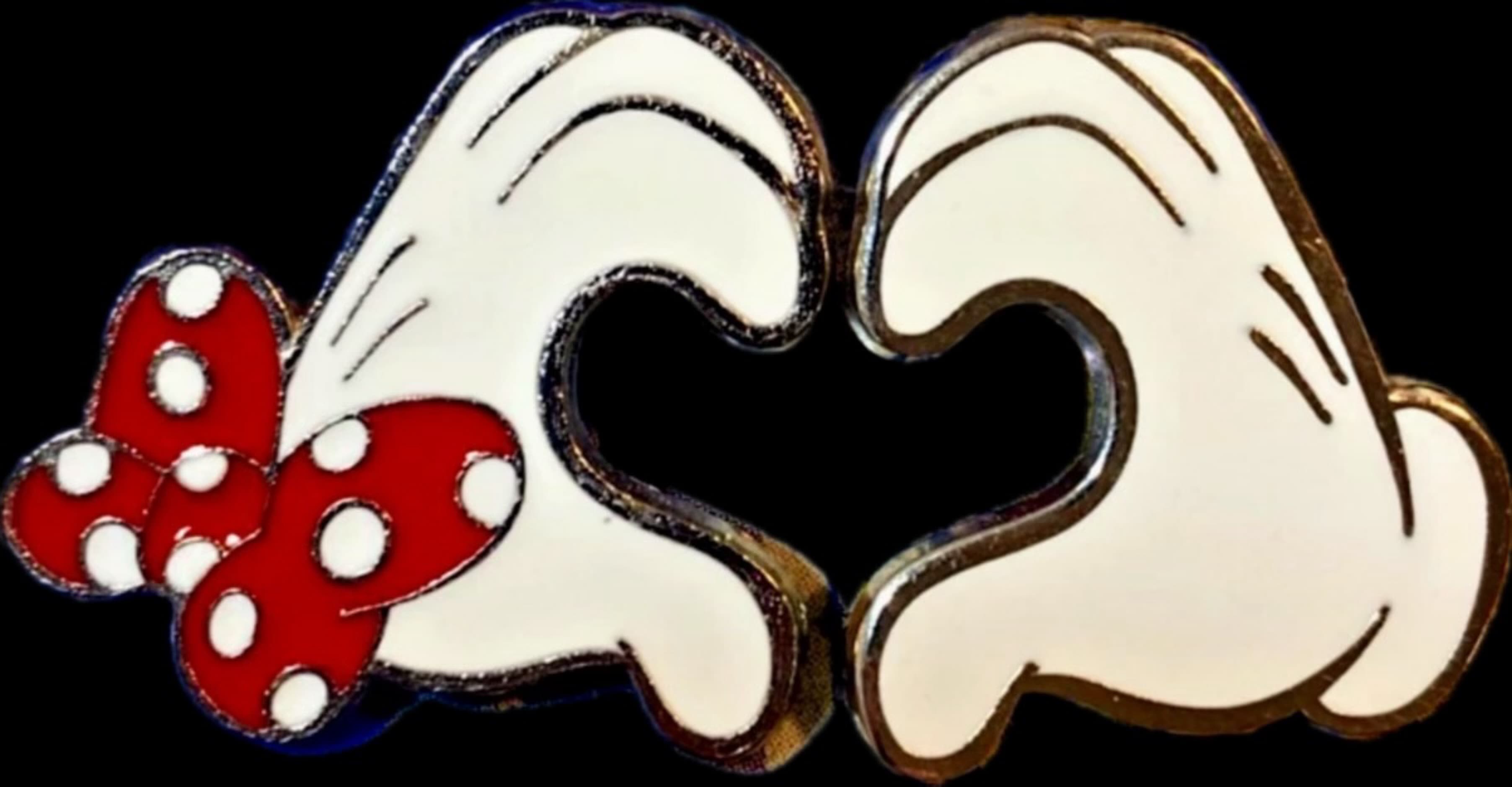 Mickey Mouse Heart Hands - 2 Pin Set front