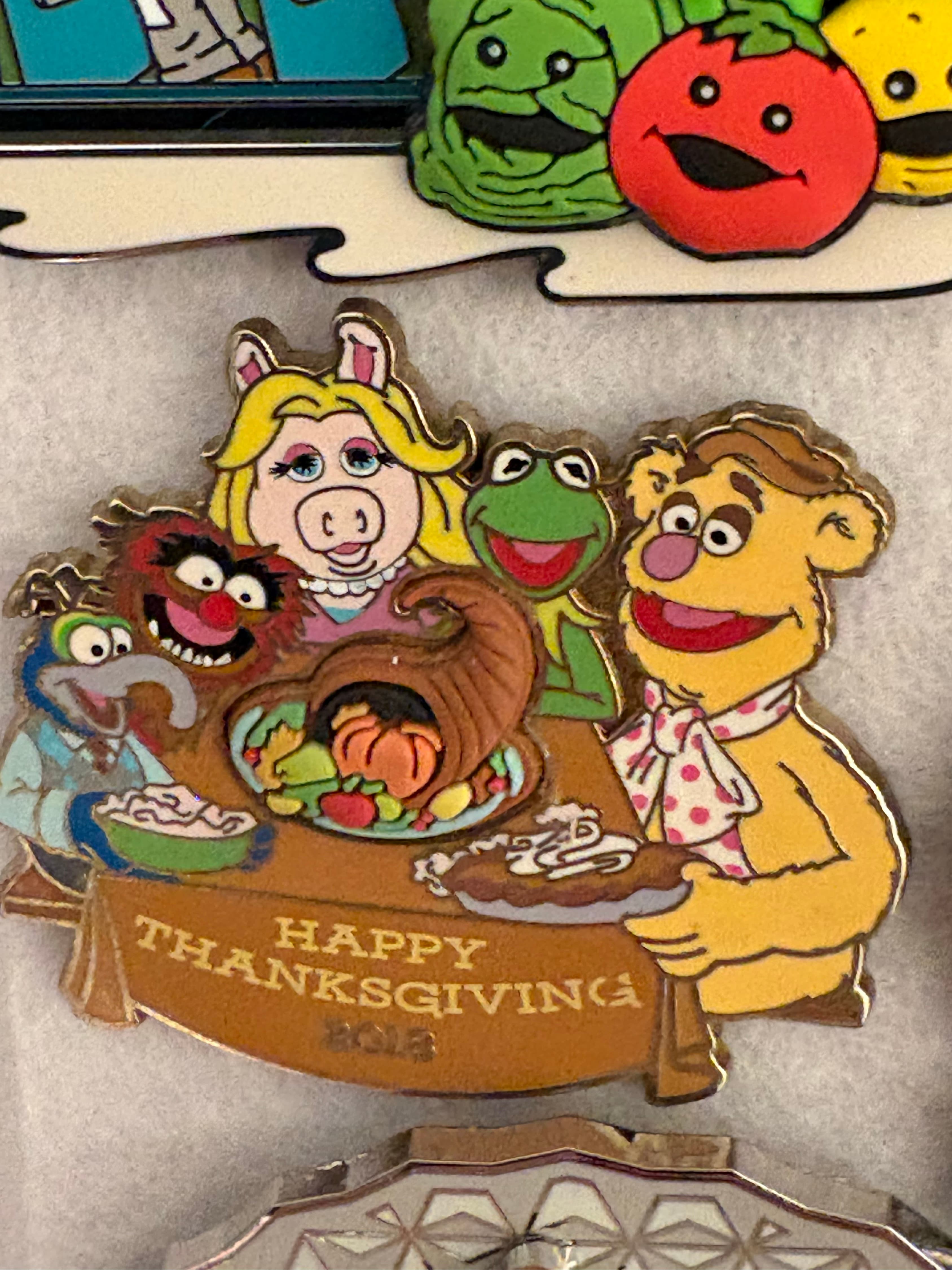 Thanksgiving - 2018 - The Muppets - Kermit, Fozzy, Miss Piggy, Animal and Gonzo front