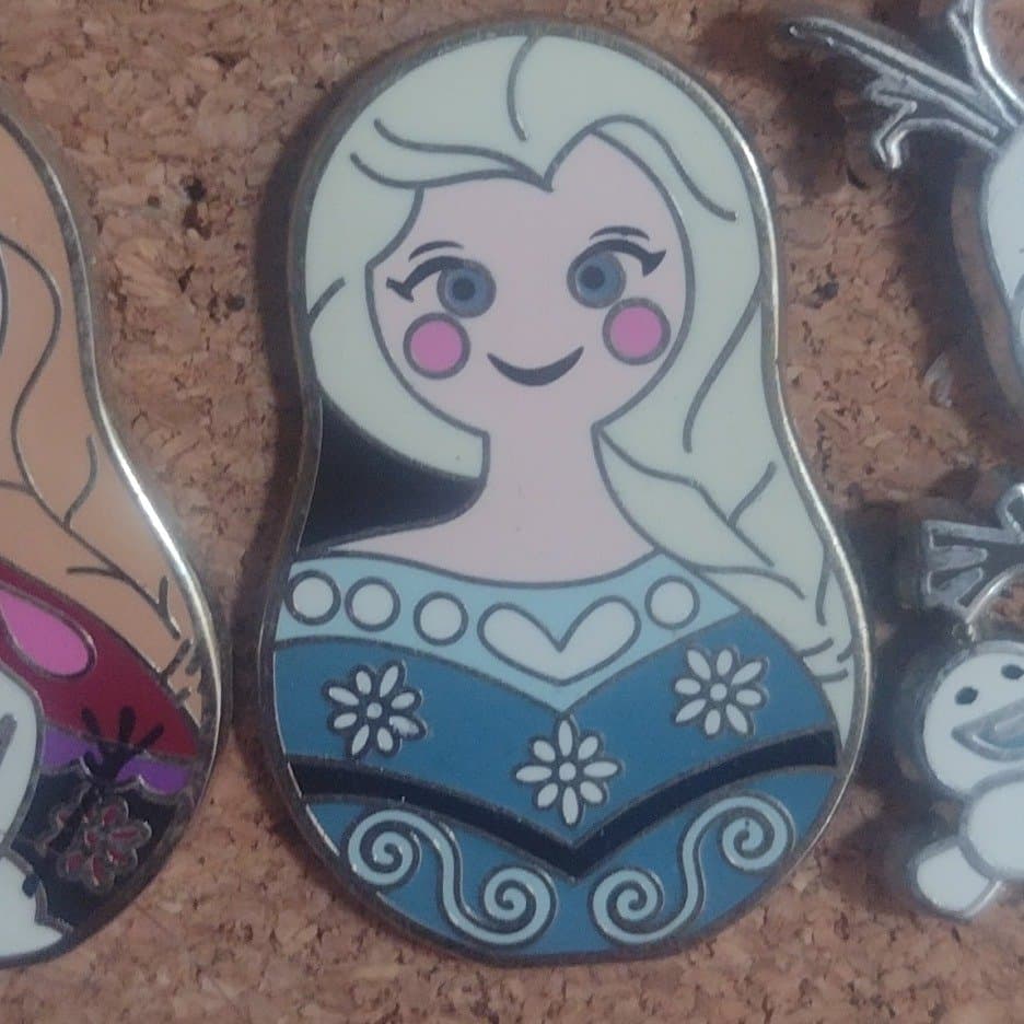 Elsa - Nesting Dolls Mini Mystery Pin front