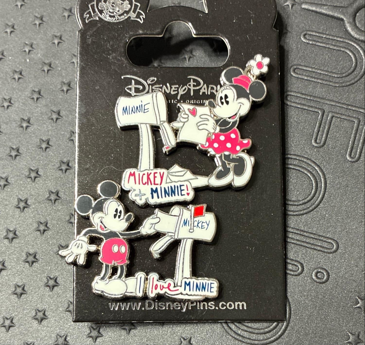 Mickey and Minnie Mouse Mailbox Sweethearts Pin Set front