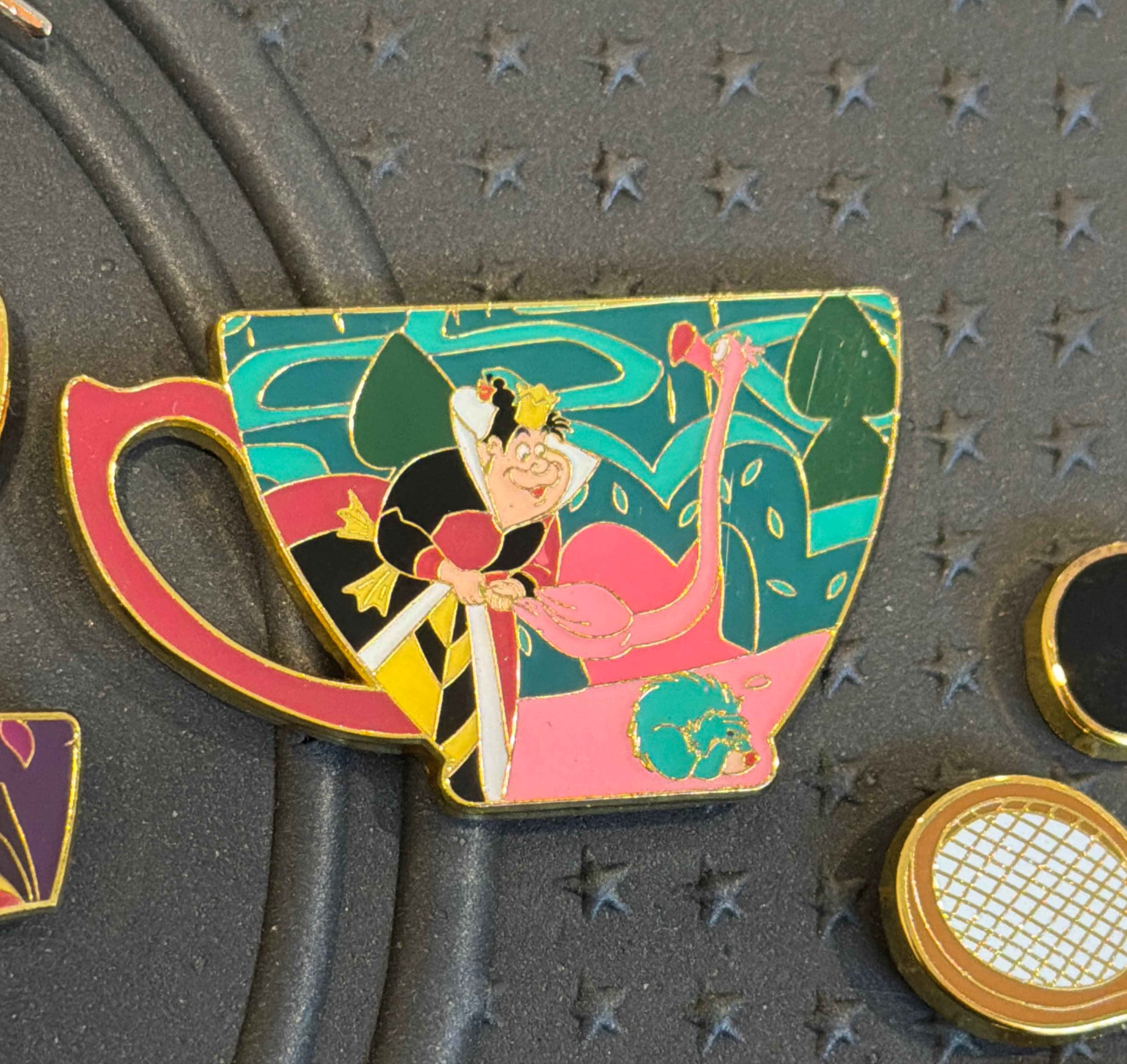 Queen of Hearts Teacup - Alice in Wonderland front