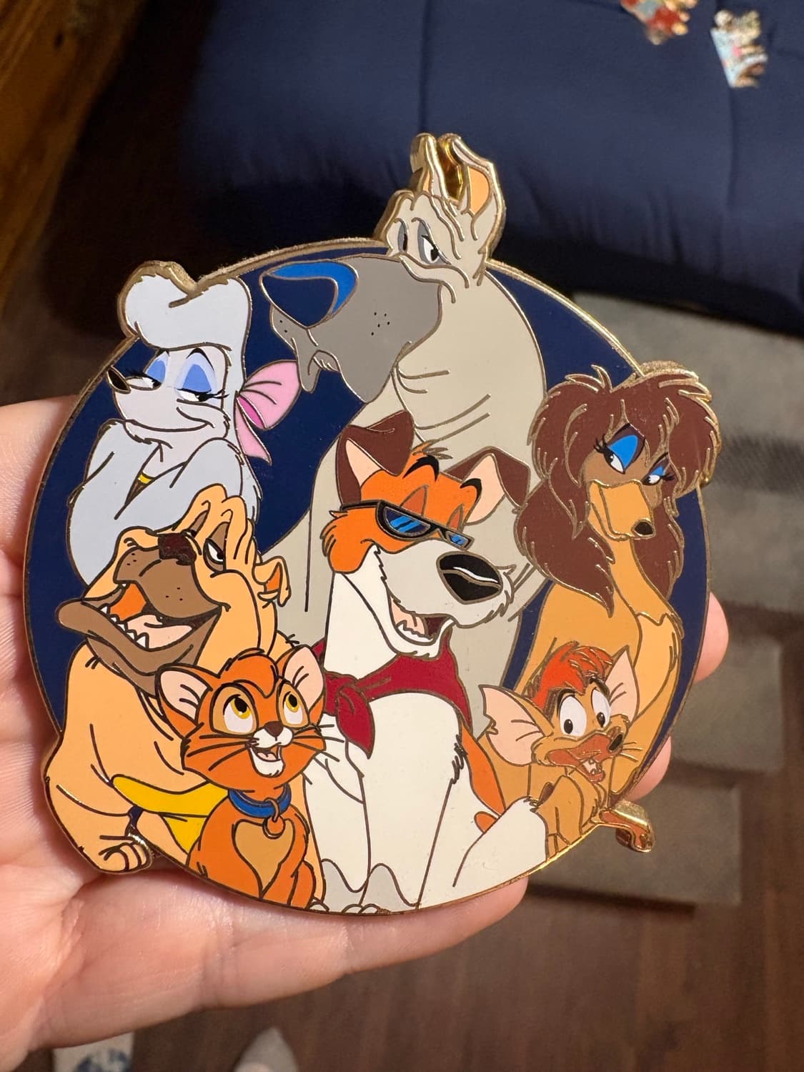 Oliver & Company Full Cast Group fantasy Pin front