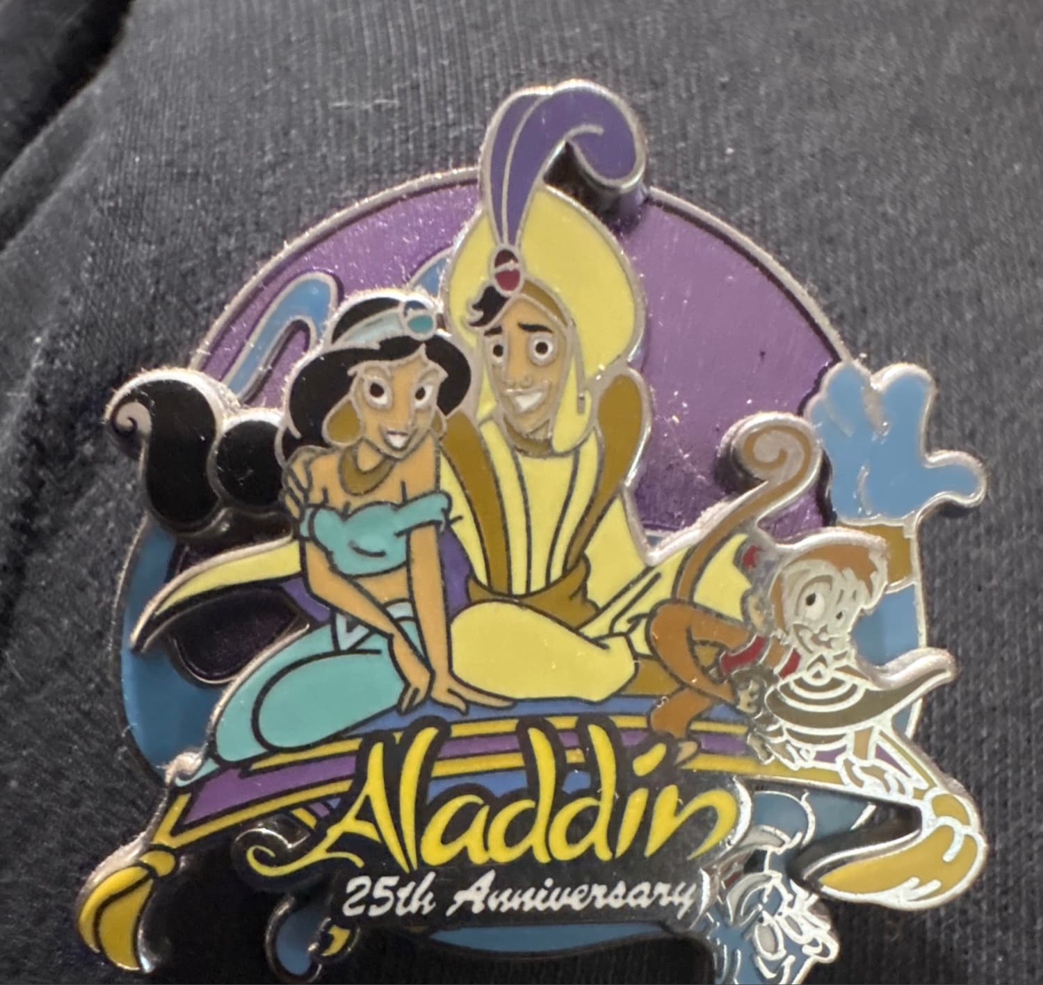 Disney Movie Anniversary Collection Aladdin 25th Anniversary Pin front