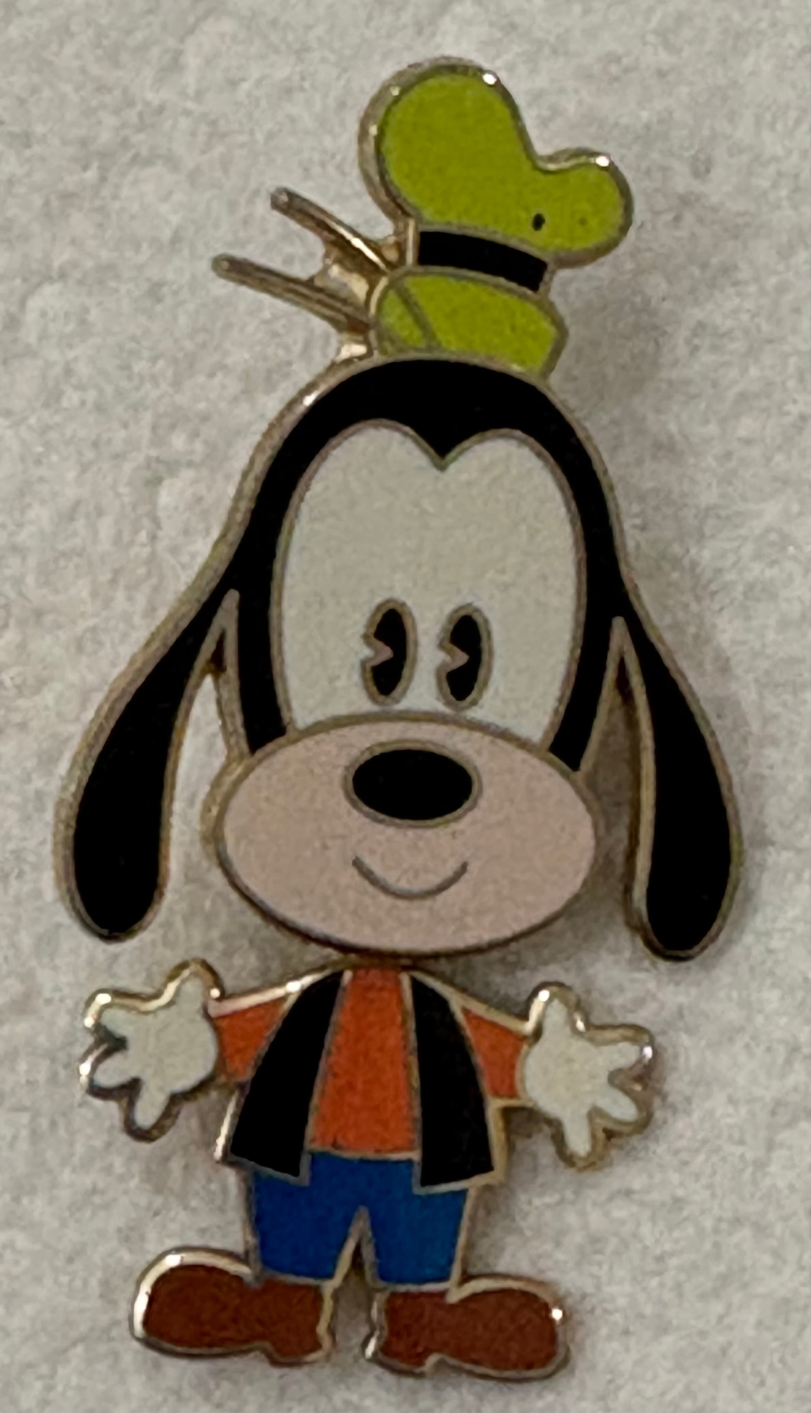 Bobble head goofy front