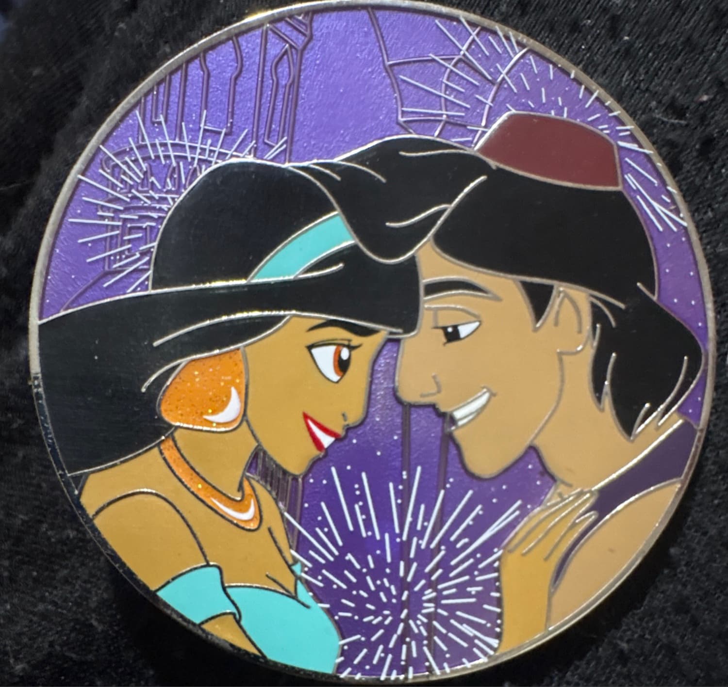 Aladdin and jasmine profile fantasy pin front