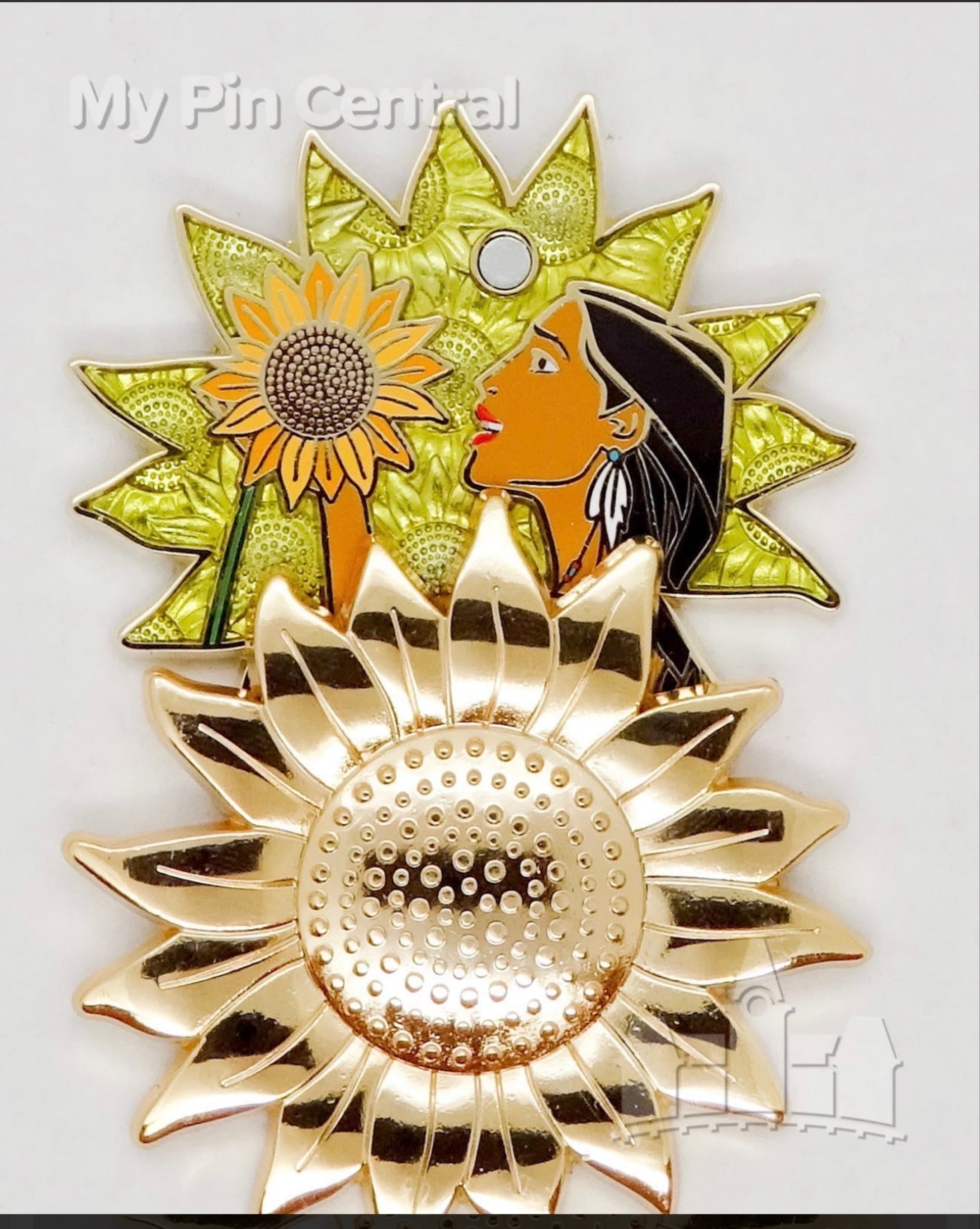 Disney Beautiful Florals Pin - Pocahontas front