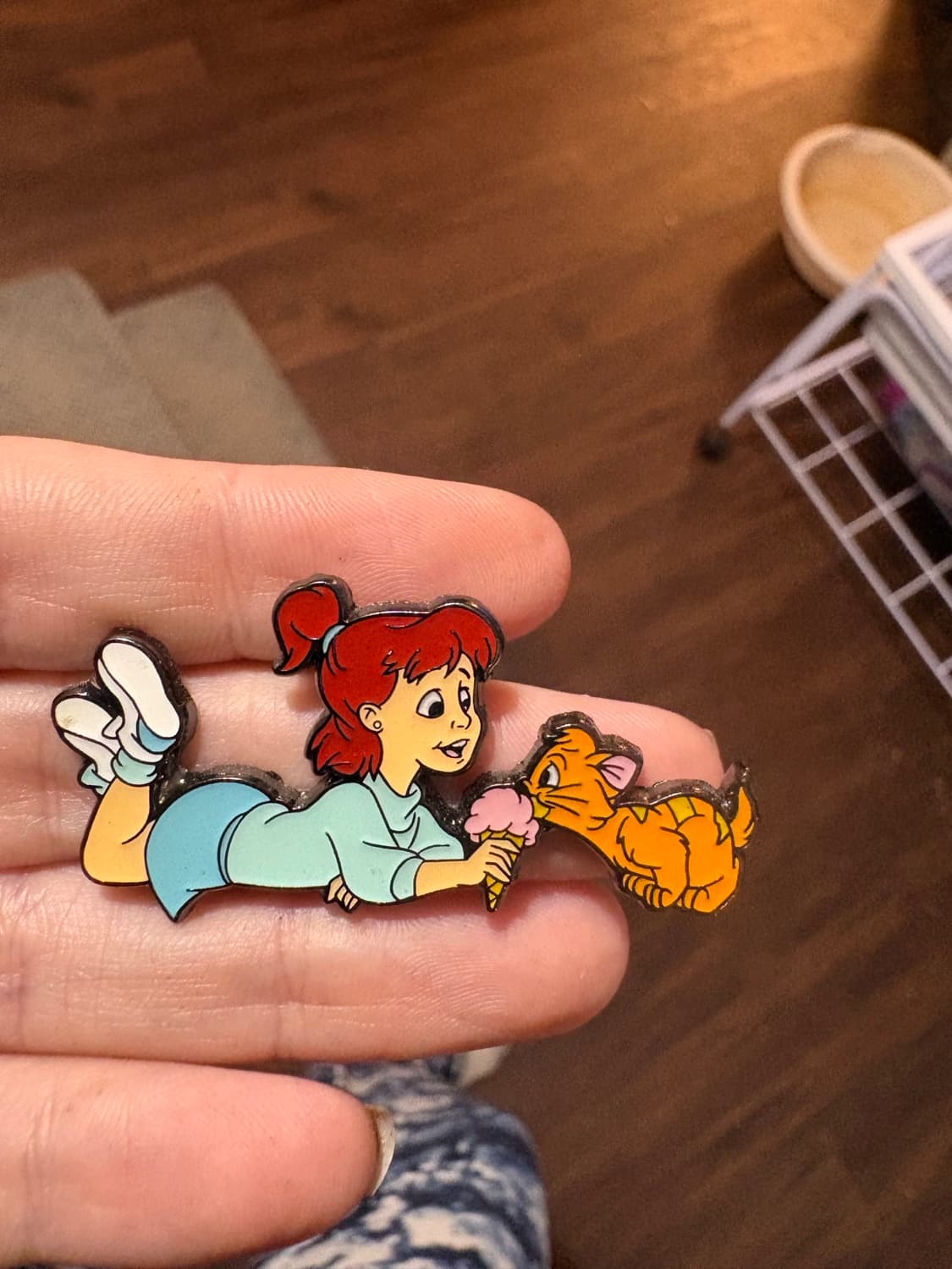 Jenny & Oliver And Company Pets & Owners Mystery Pin front