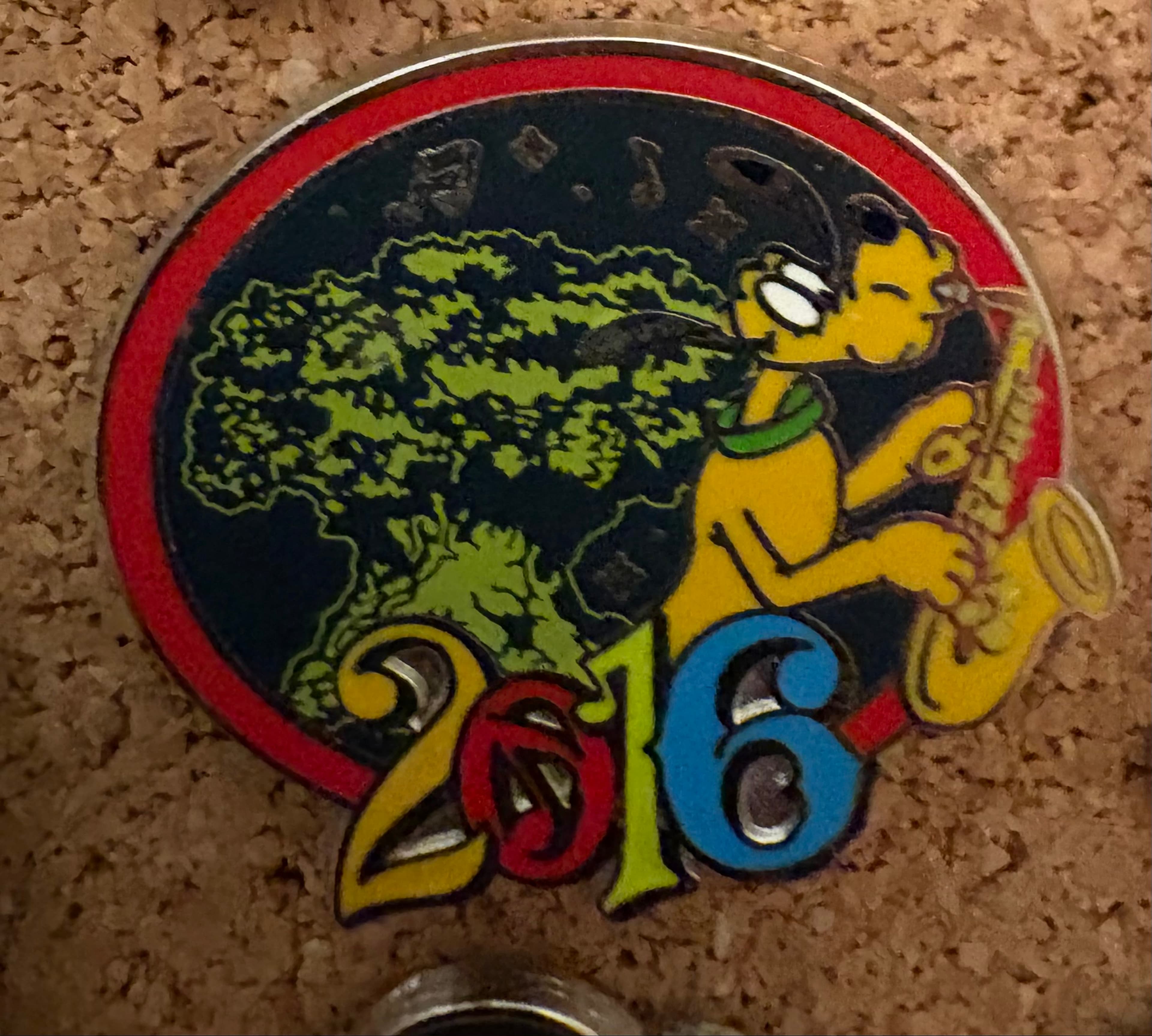 Starter Lanyard Set - Animal Kingdom - Pluto Playing Saxophone front