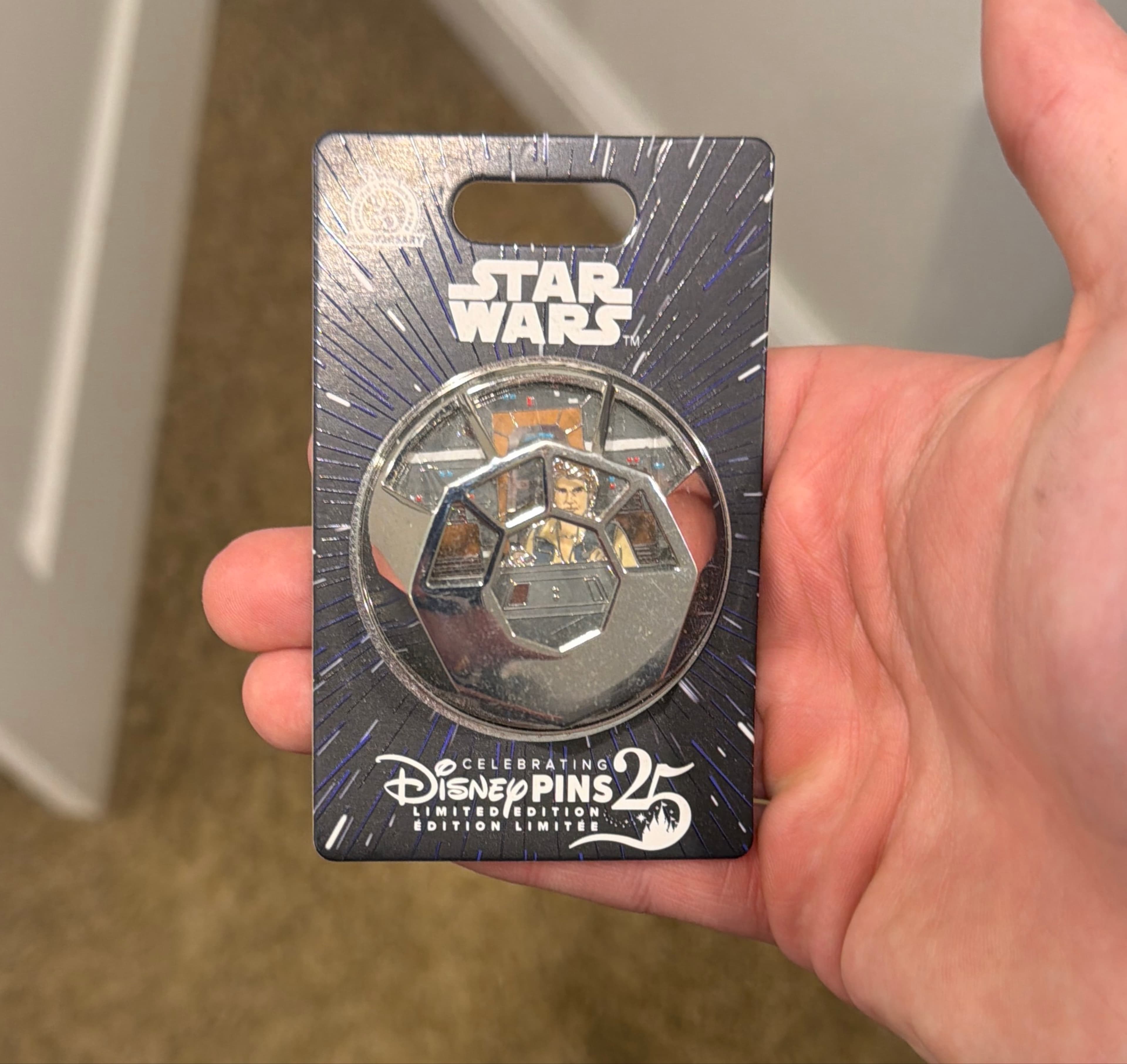 Han Solo Millennium Falcon Jumbo 3D Pin front