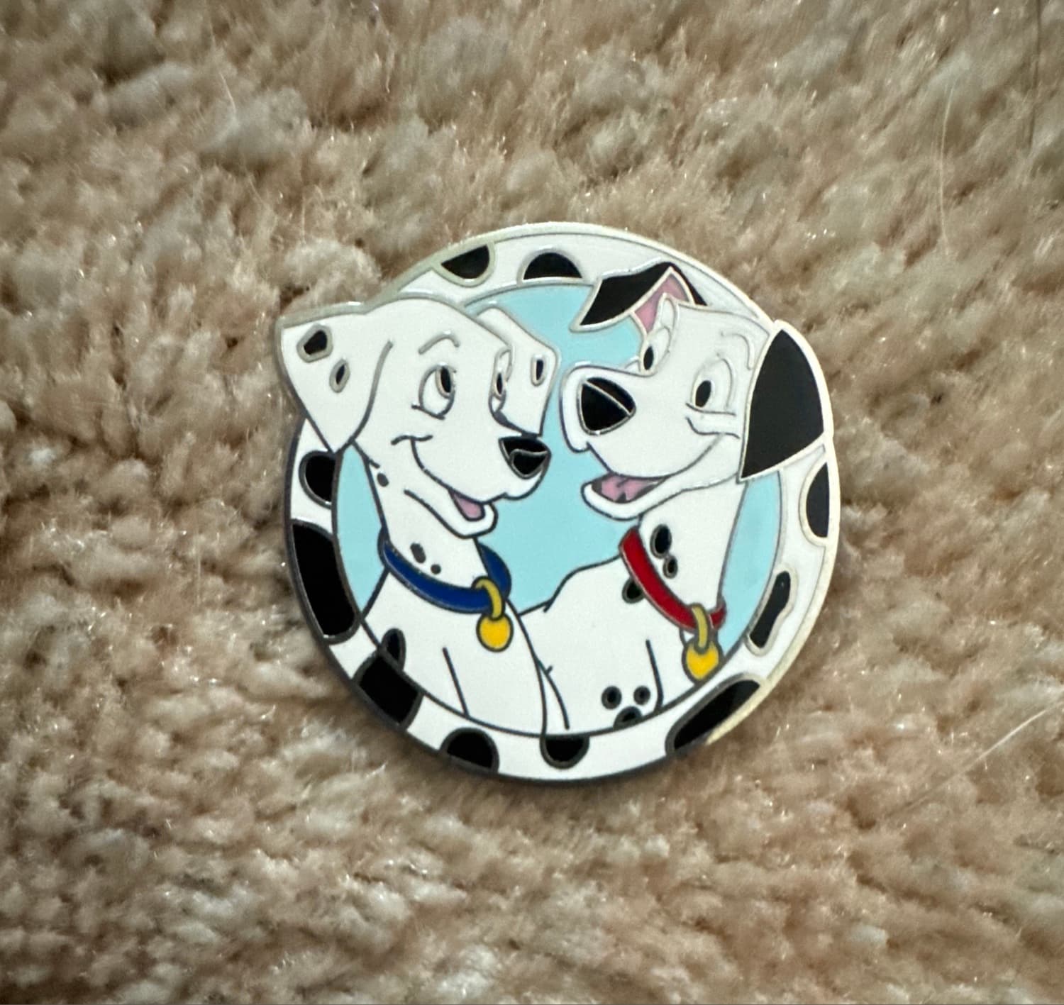 Pongo & Perdita 101 Dalmatians Pin front