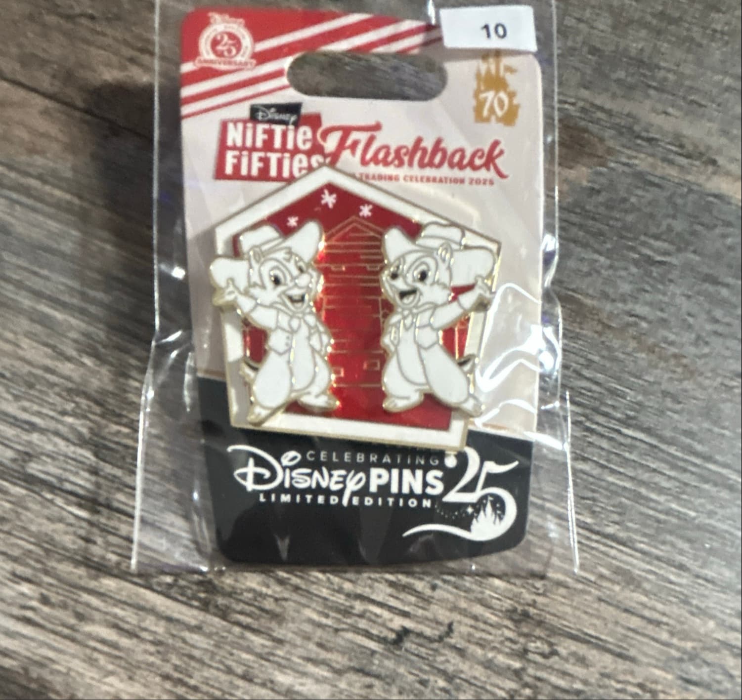 Chip & Dale (Frontierland) Niftie Fifties Flashback front