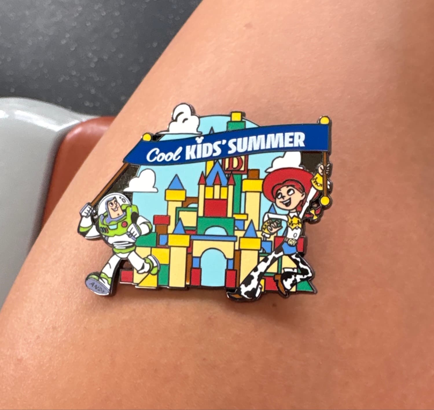 Buzz Lightyear and Jessie Cool Kids' Summer Toy Story Castle Pin front