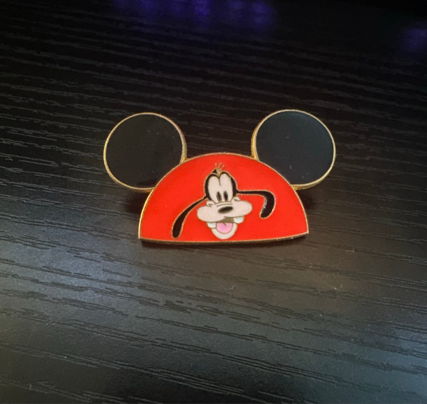 Goofy Mickey Head Icon front