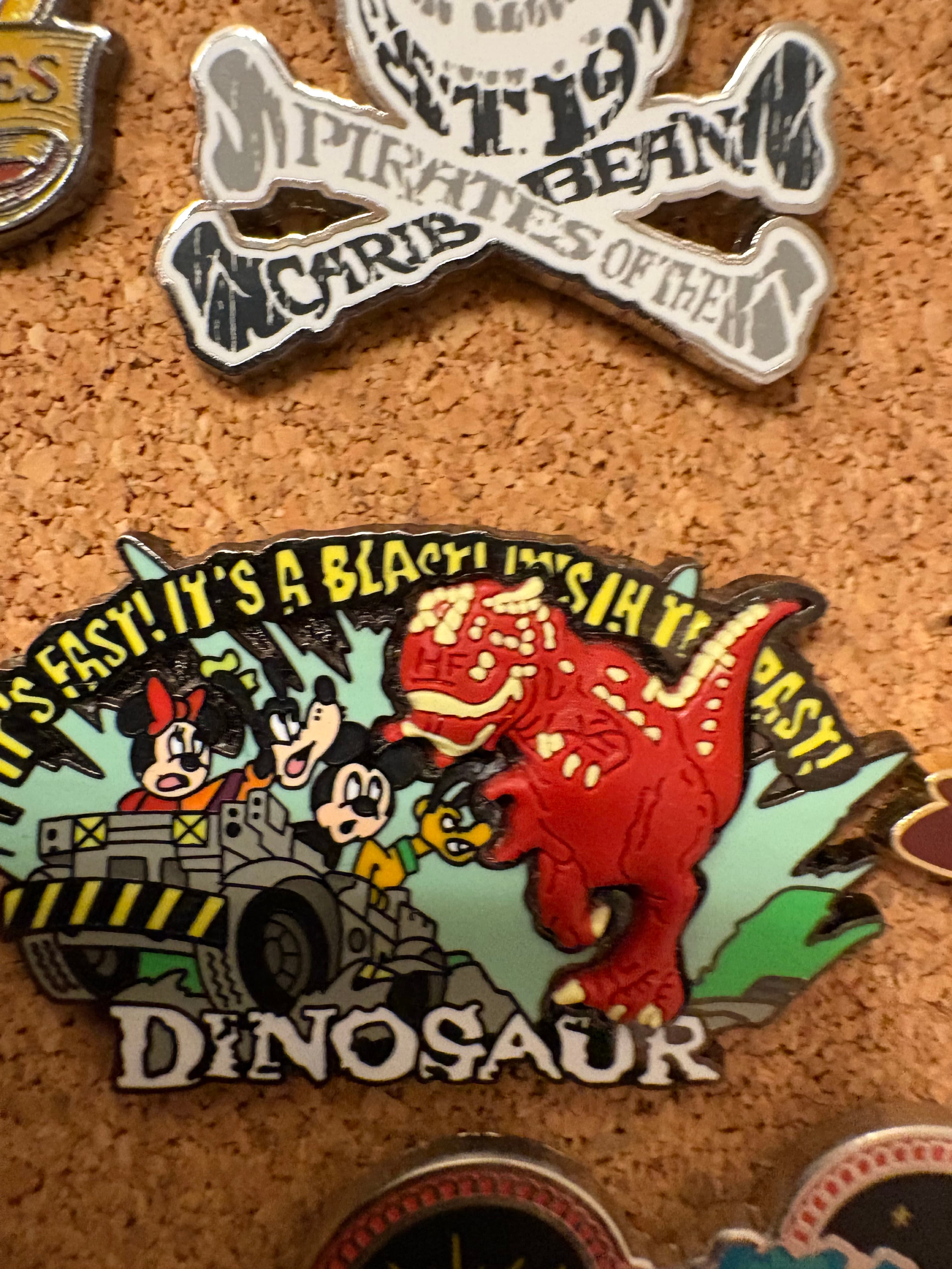 Dinosaur Ride Animal Kingdom Jeep Mickey Minnie Goofy Pin front