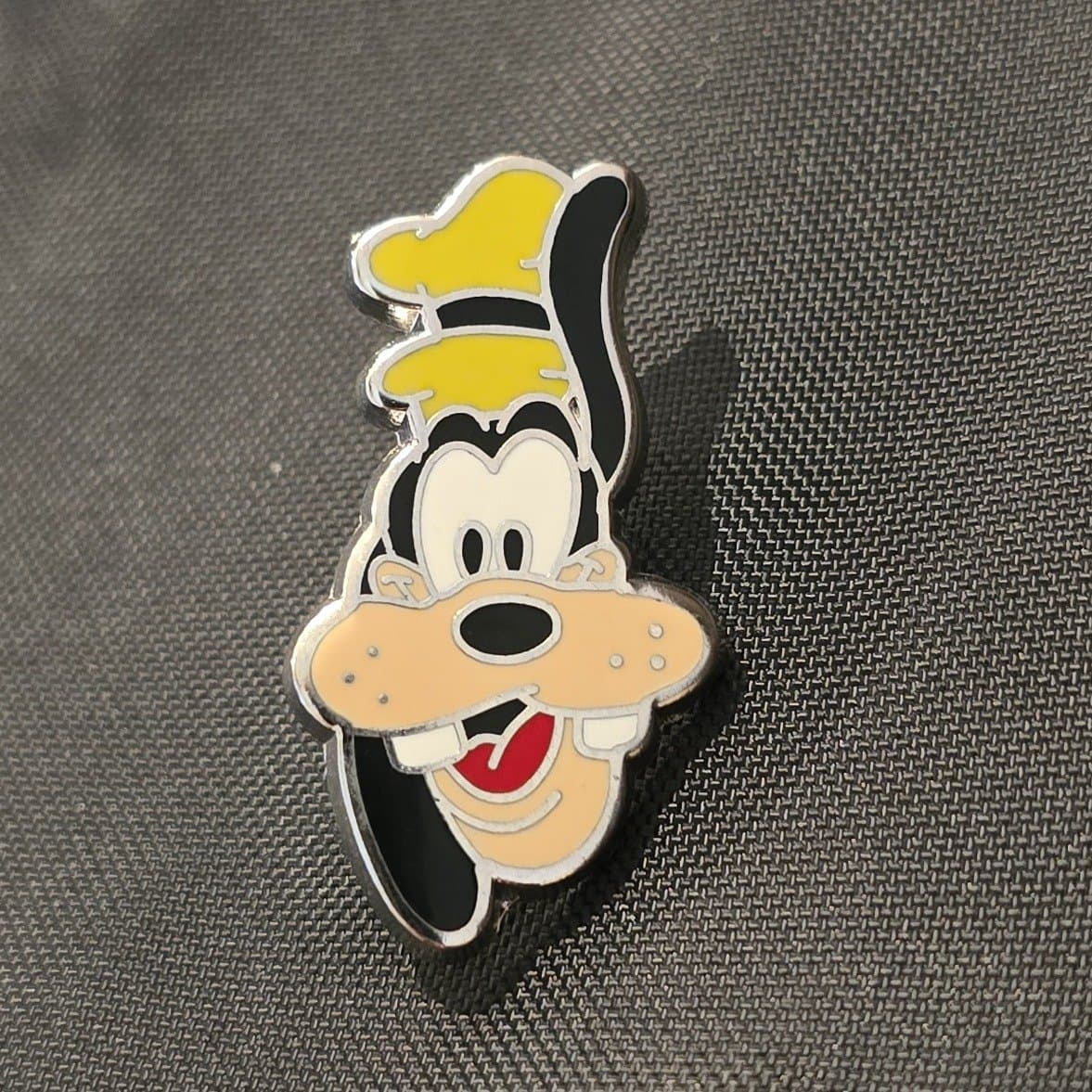 Goofy Head with Green Hat front