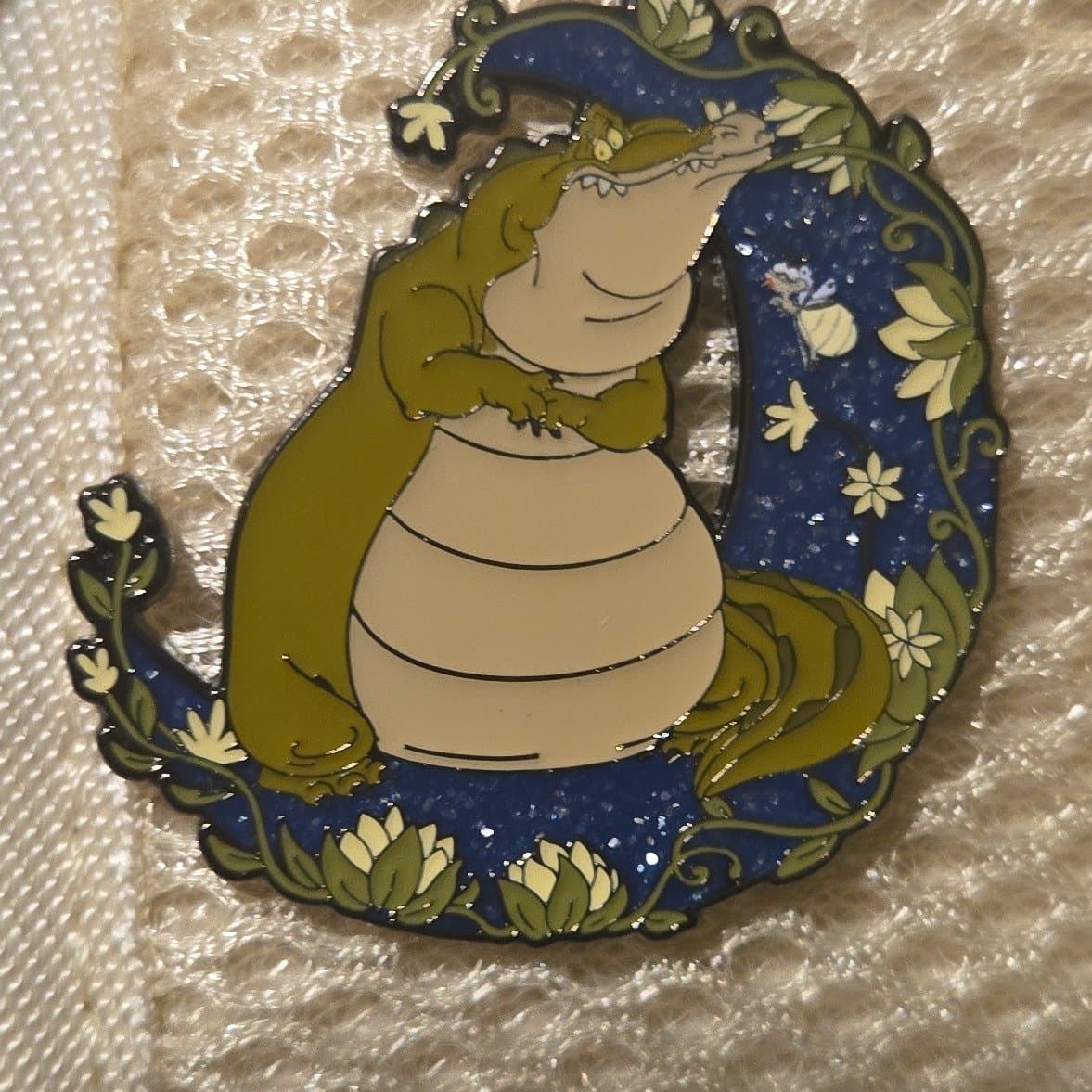 Louis - Disney Sidekick Moon front