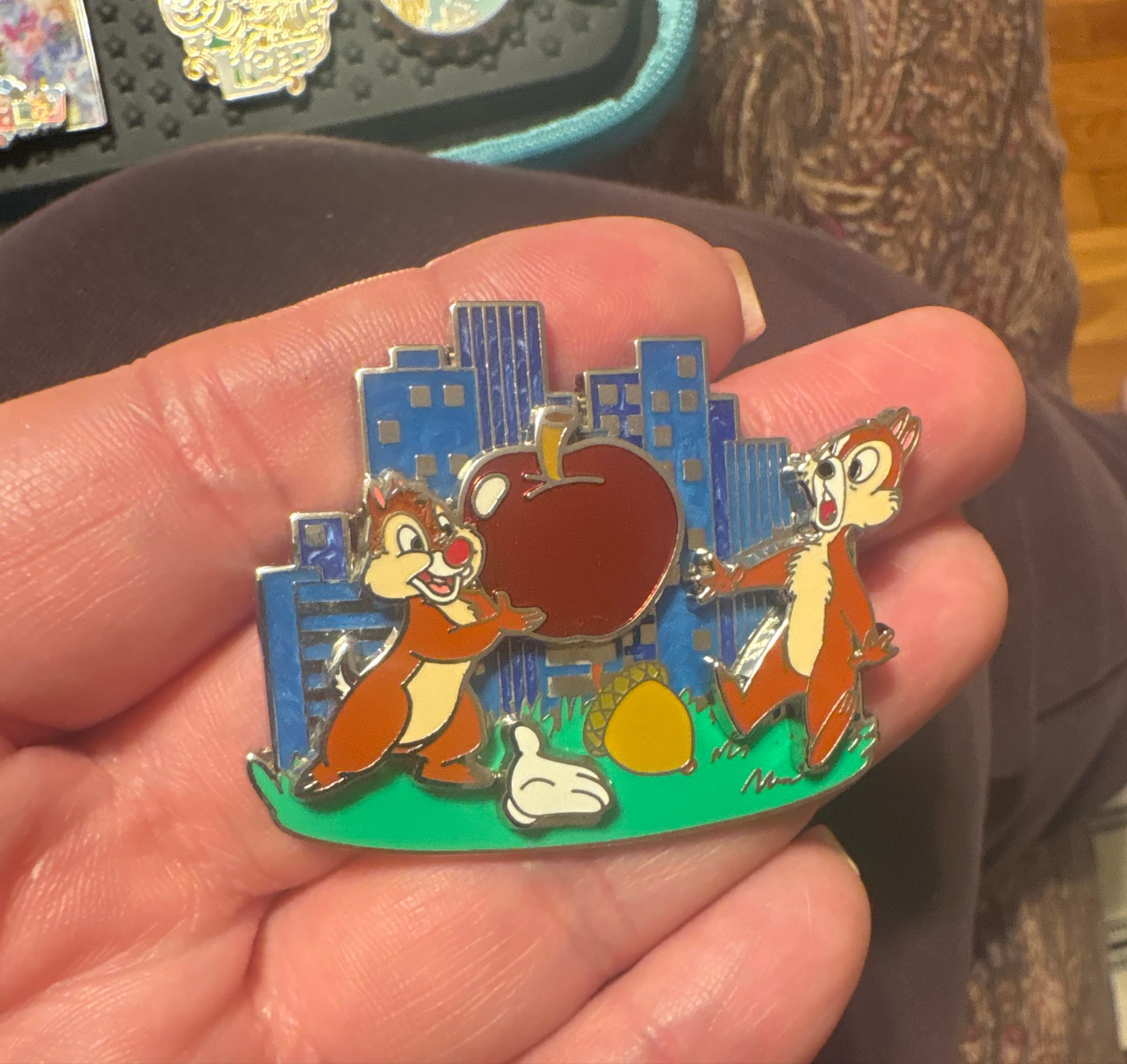 Chip & Dale New York City Big Apple Exclusive Pin front