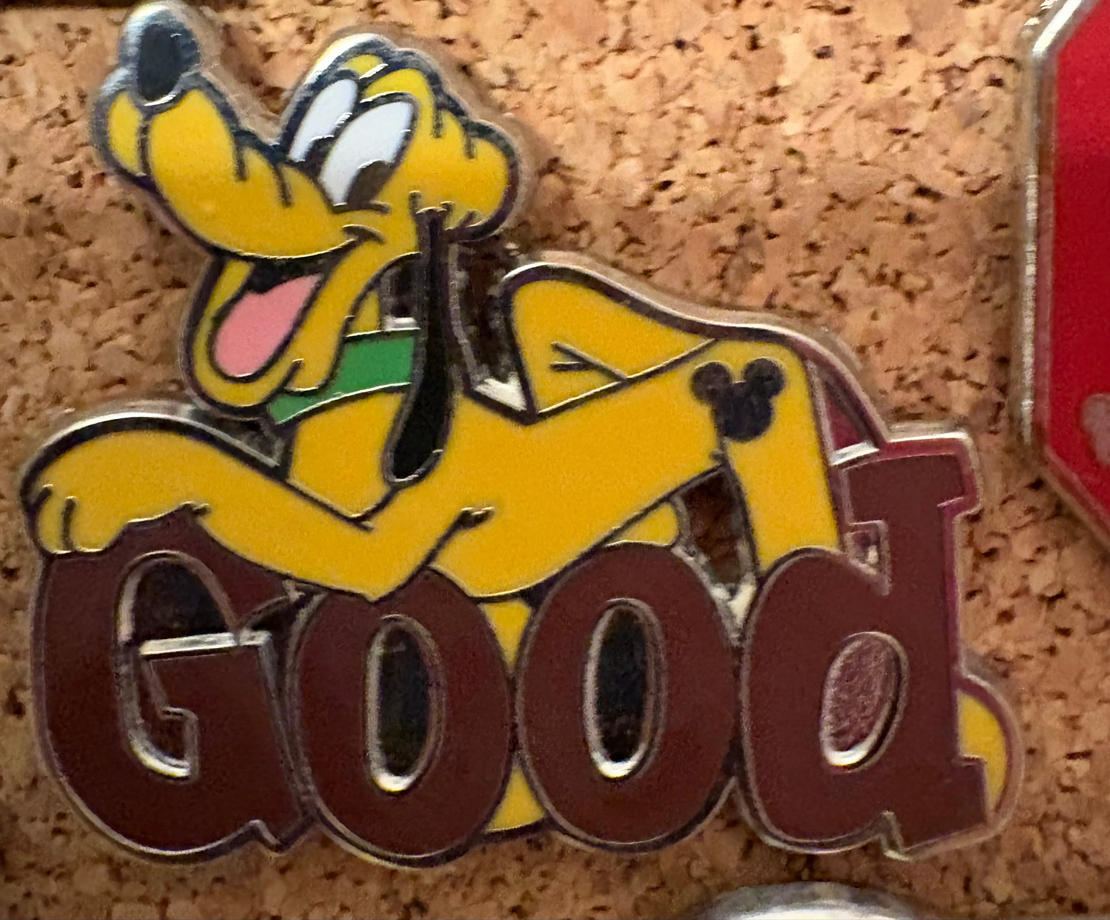 Pluto - WDW Hidden Mickey Series 2010: Characters Holding Good Collection front