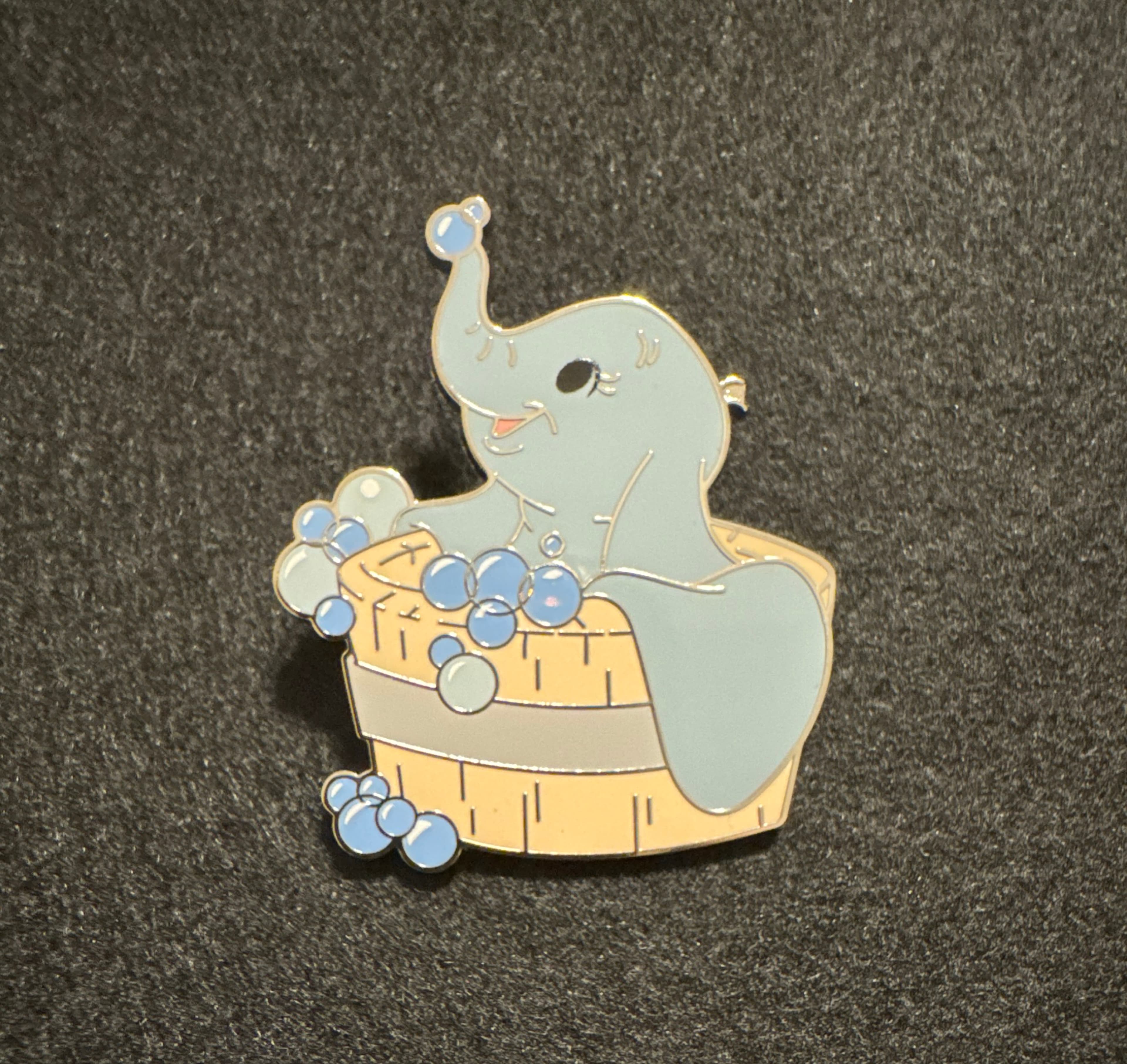 Dumbo - taking a bath front