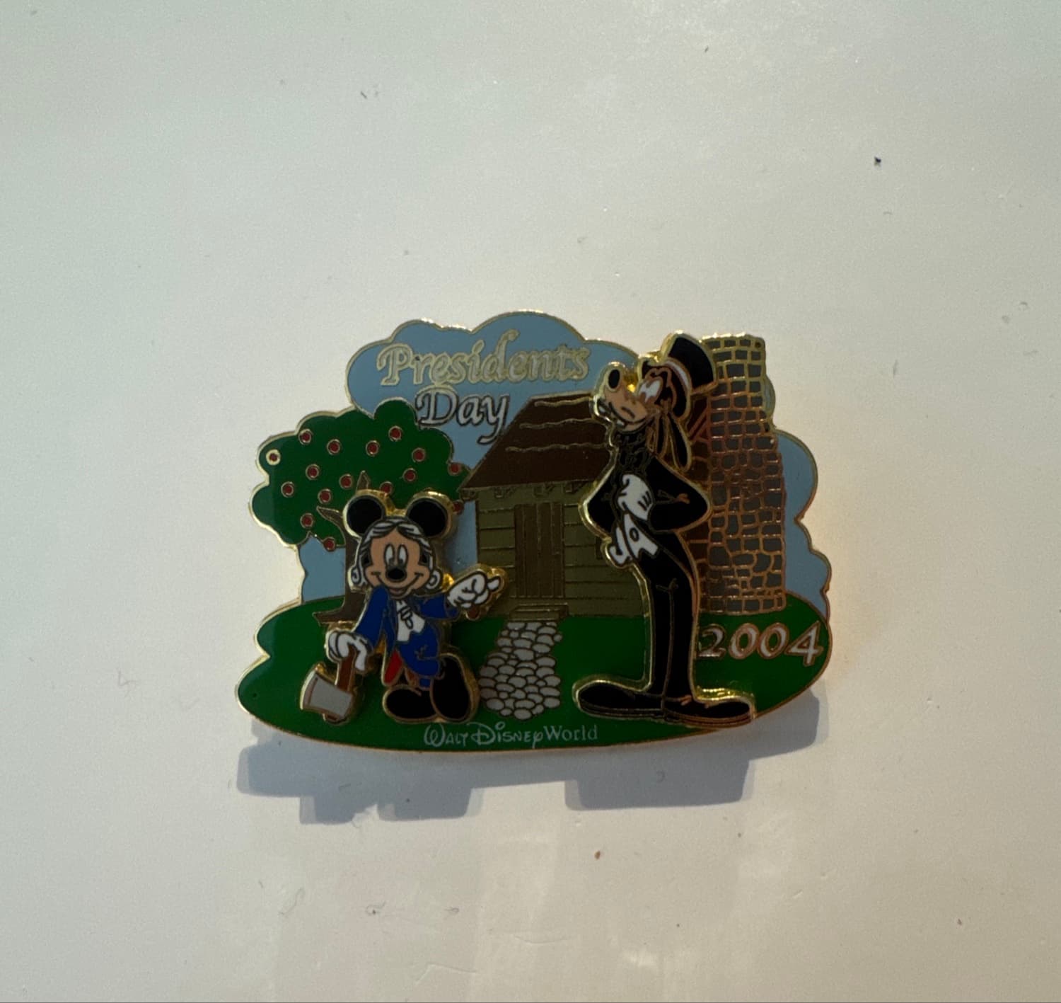 WDW President's Day 2004 Mickey Washington & Goofy Lincoln 3D Pin front