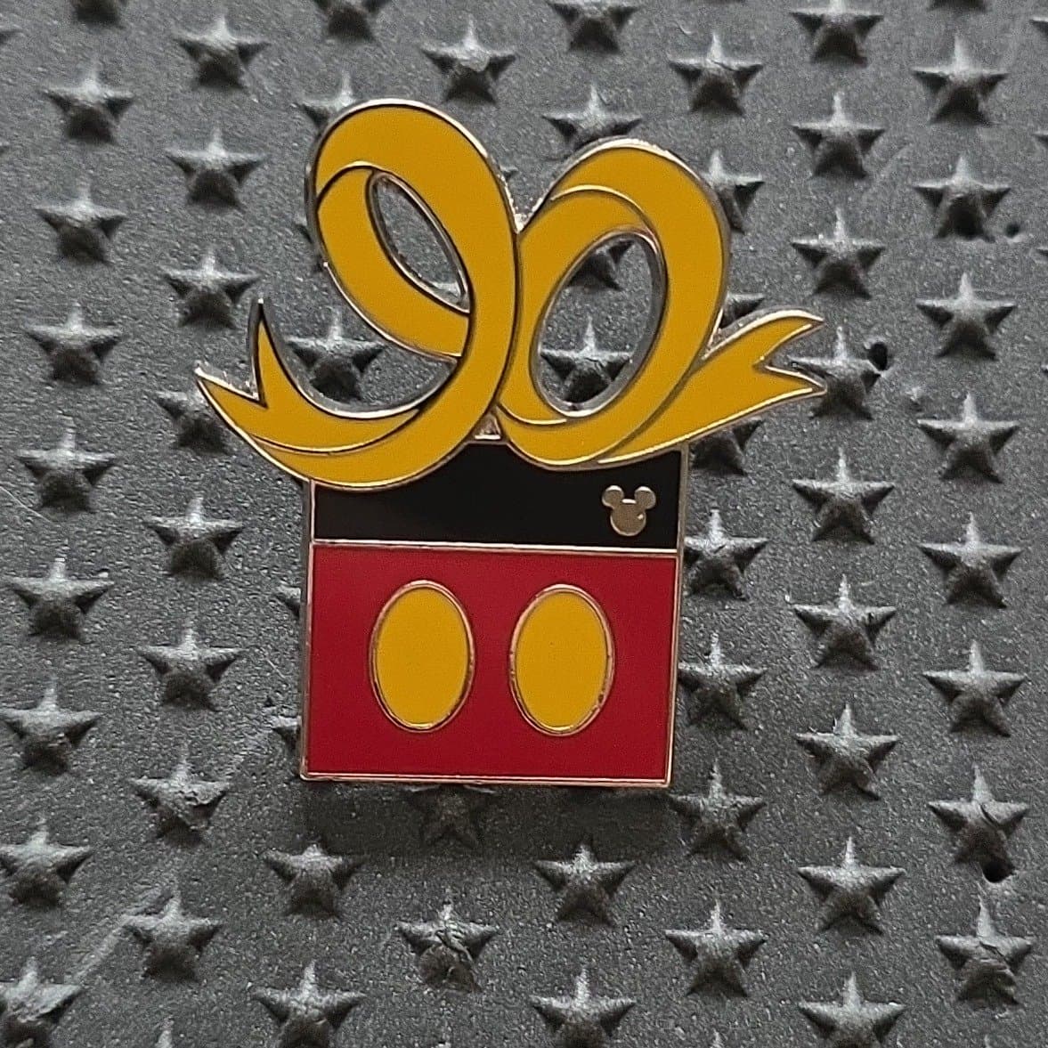 Mickey Mouse 90th Anniversary Gift Box with Ribbon Pin front