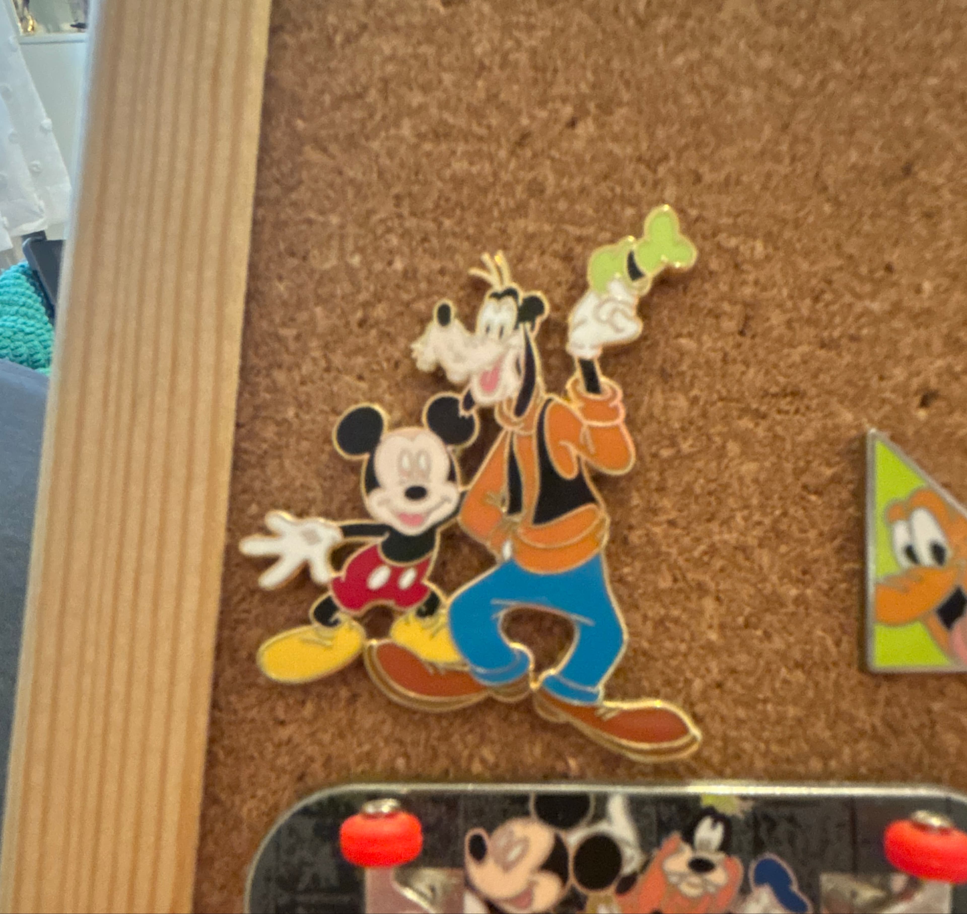 Mickey Mouse and Goofy - Friends Are Forever (Green Bone Variant - Unconfirmed) front